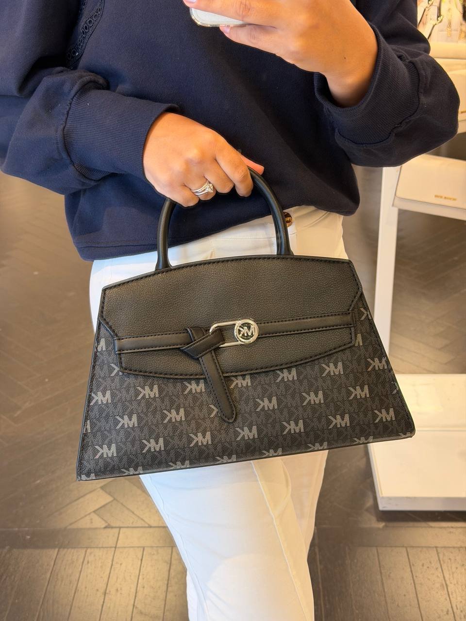 BOLSA GRETA COM ALCA EXTRA