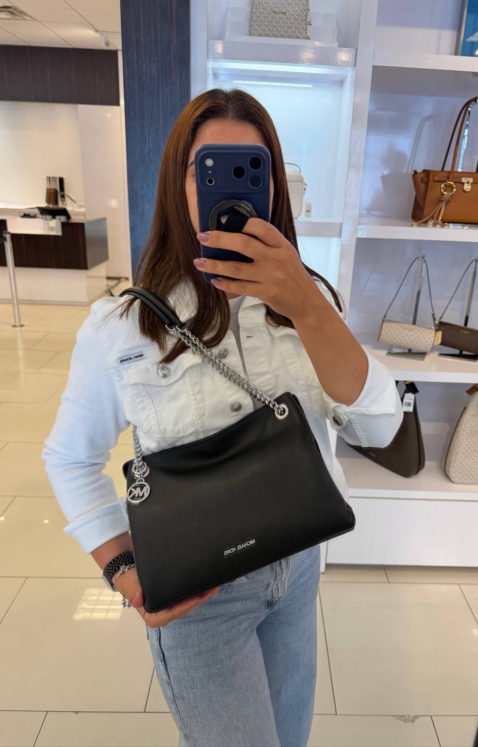 CHRISTINA MD