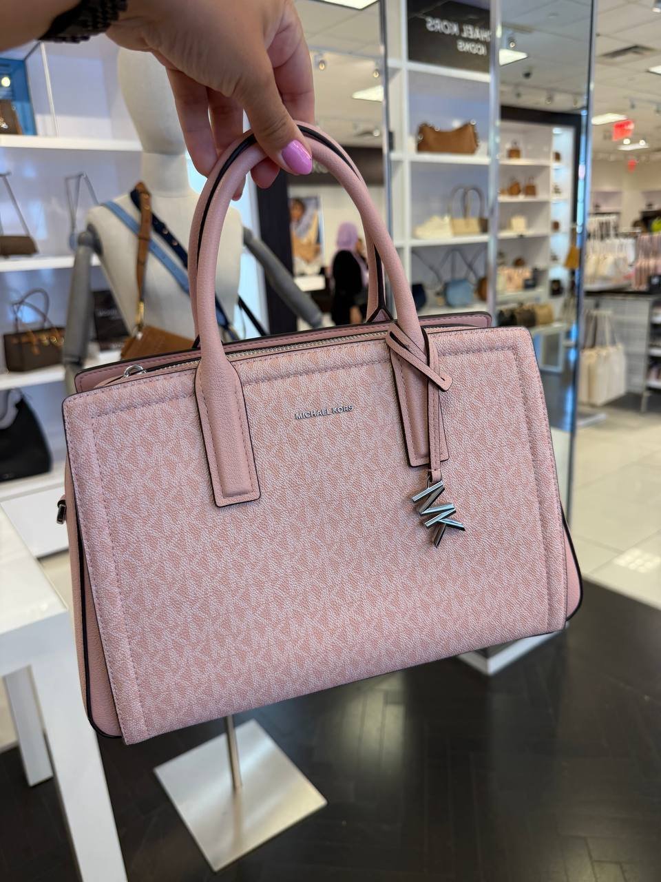BOLSA LAILA DE MÃO COM ALÇA EXTRA