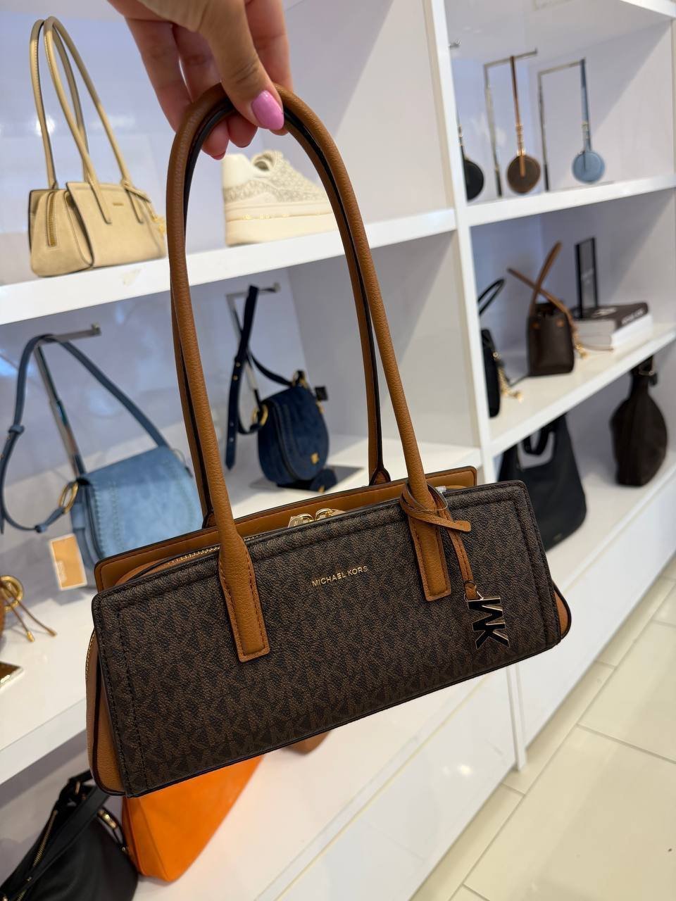 BOLSA DE OMBRO LAILA