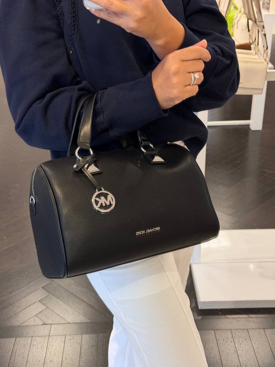 BOLSA GRAYSON DE MÃO COM ALÇA EXTRA