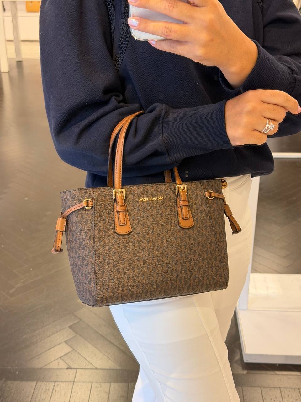 BOLSA VOYAGER  COM ALCA EXTRA