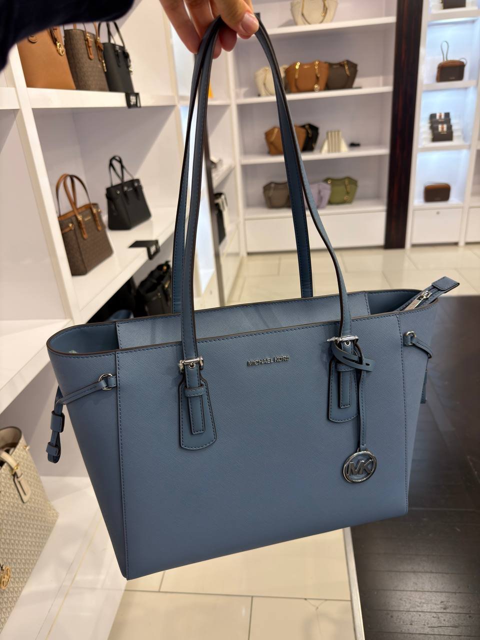 VOYAGER TOTE