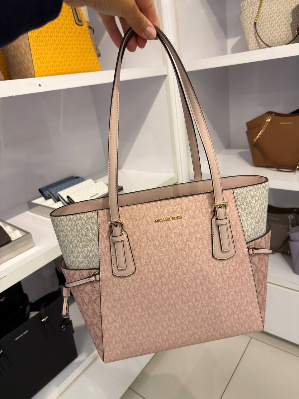VOYAGER TOTE