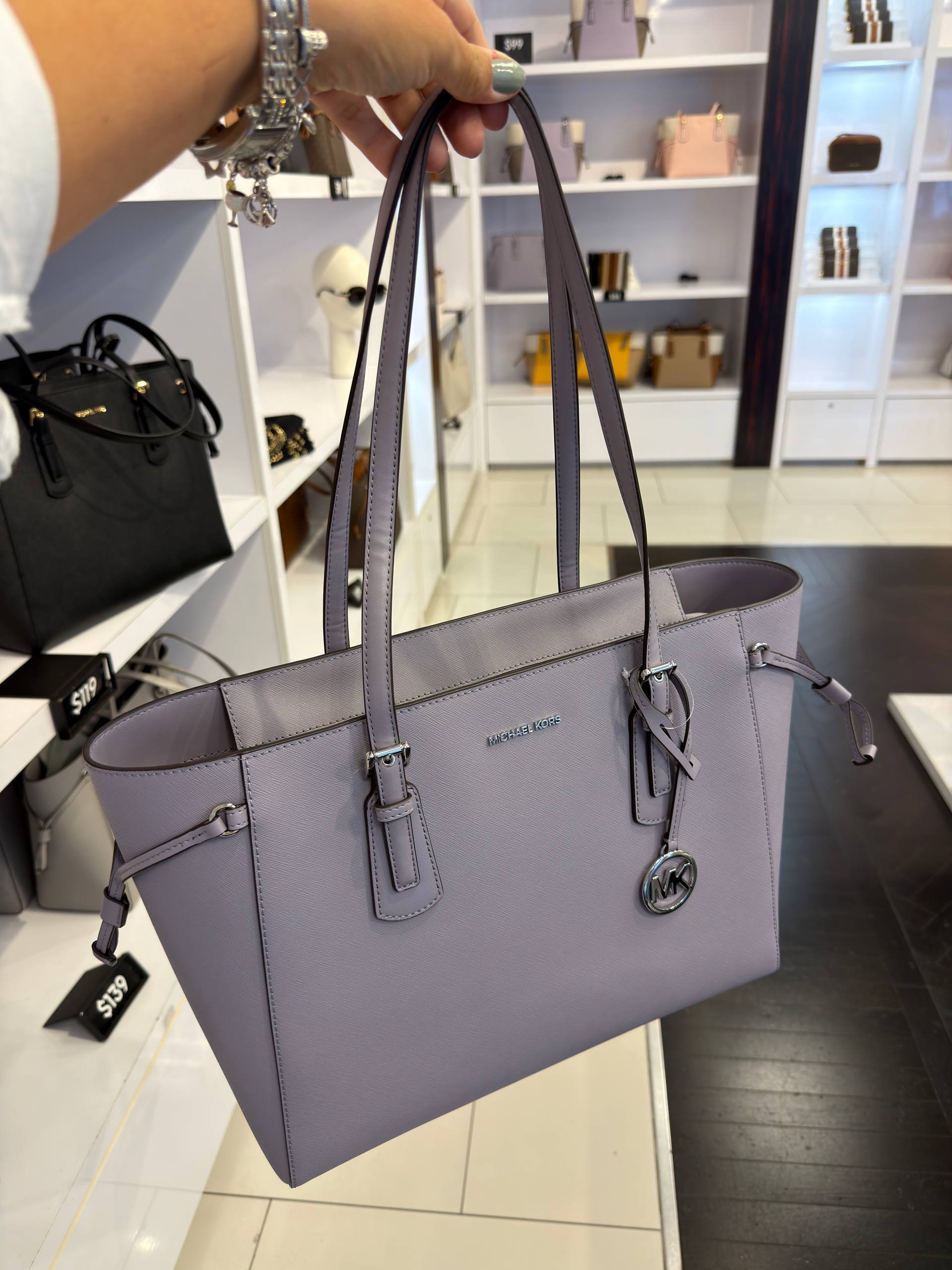 VOYAGER TOTE