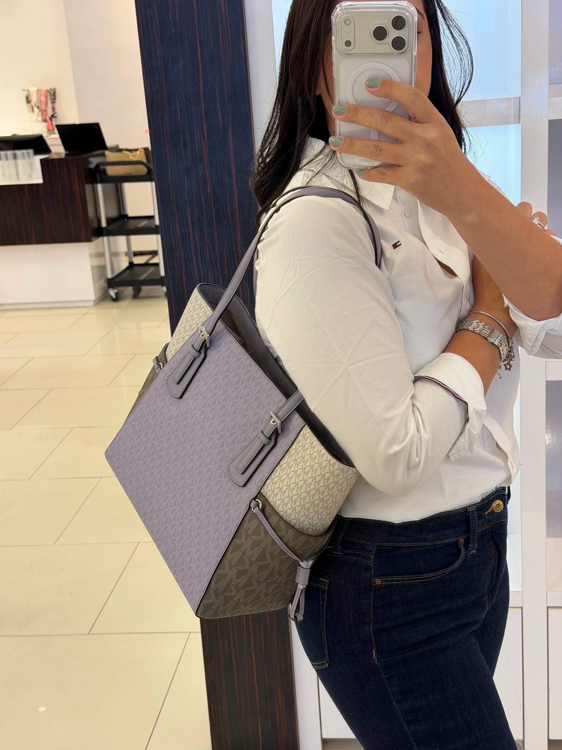 VOYAGER TOTE