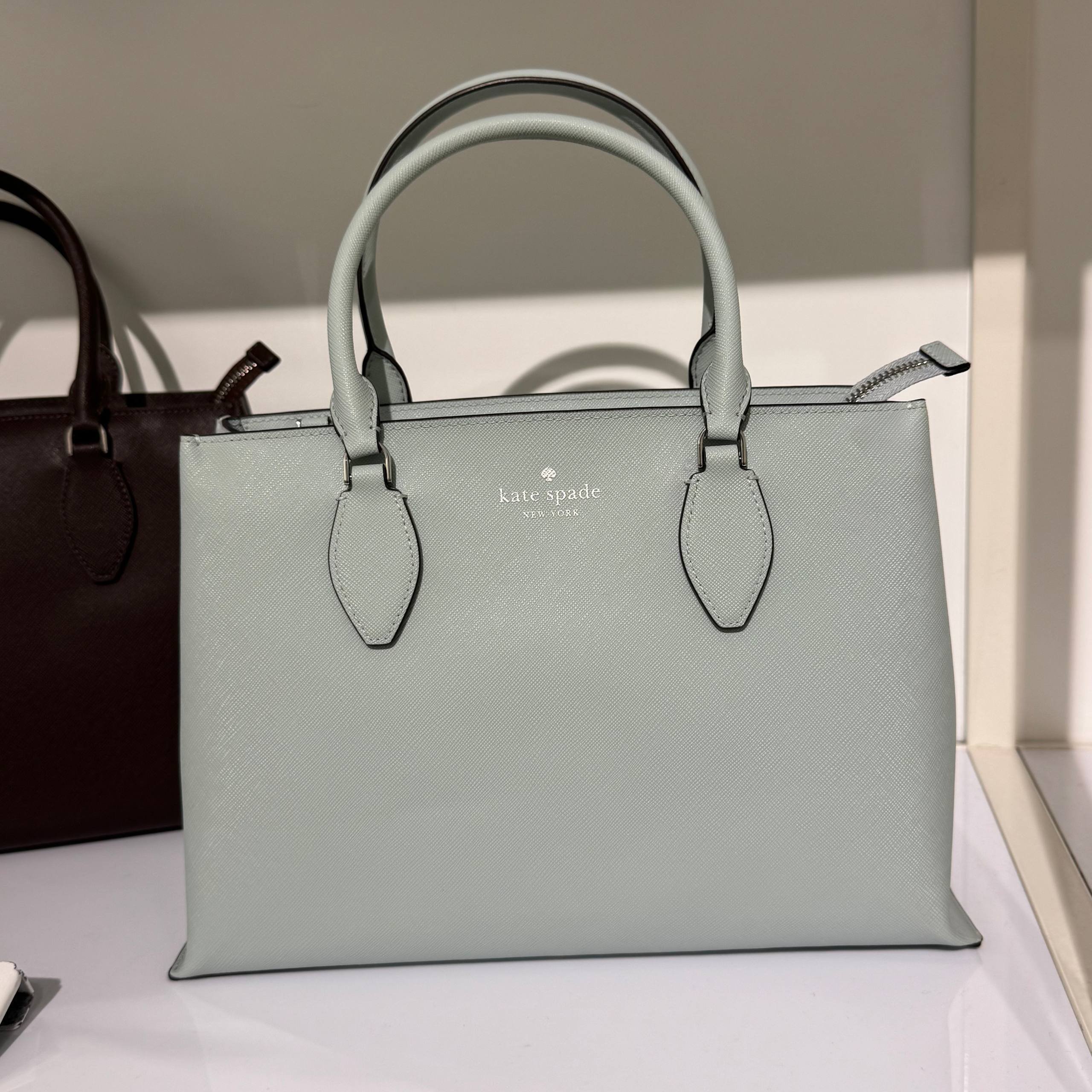 BOLSA DE MÃO MÉDIA COM ALÇA EXTRA