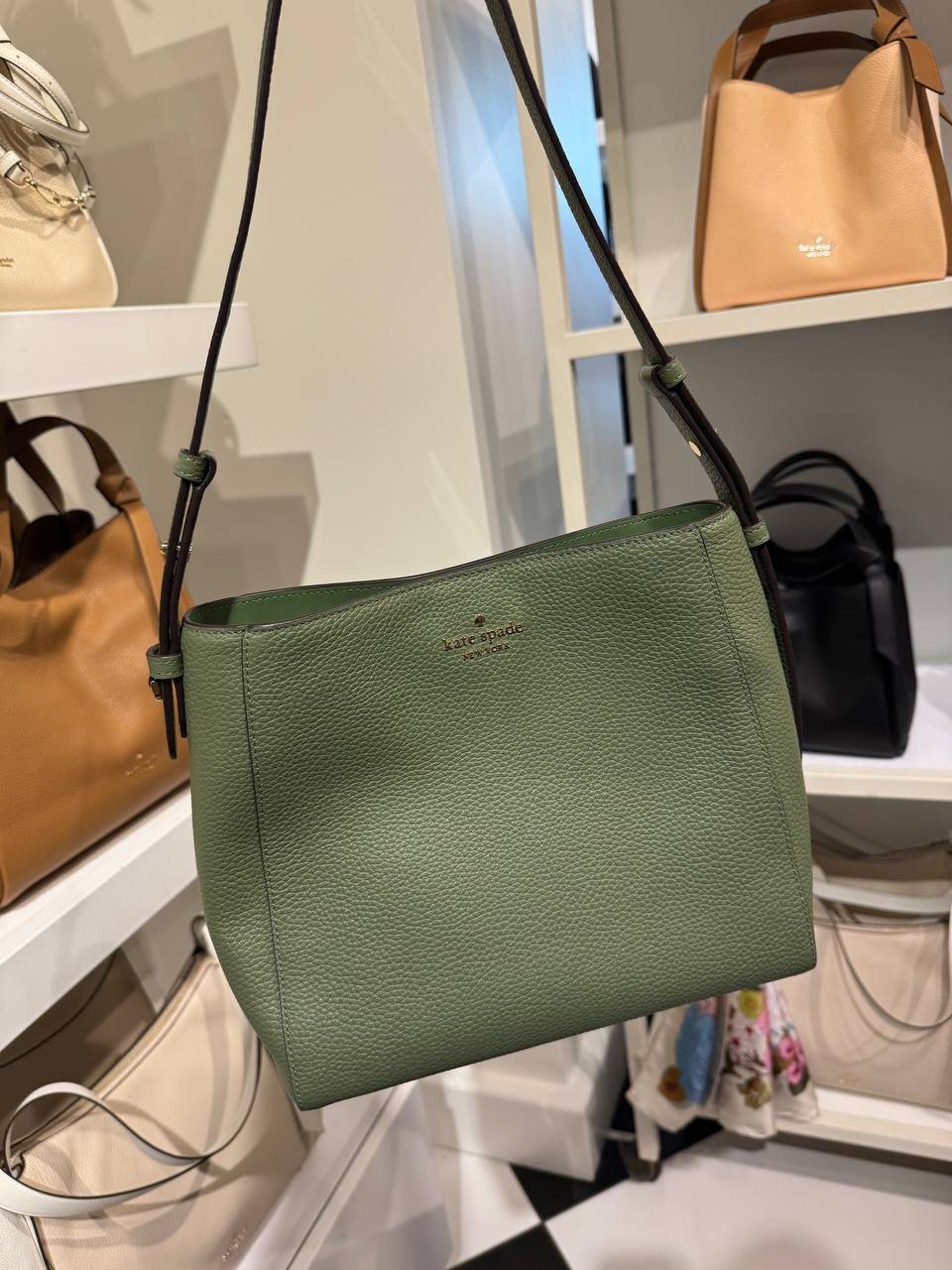 BOLSA DE OMBRO MÉDIA