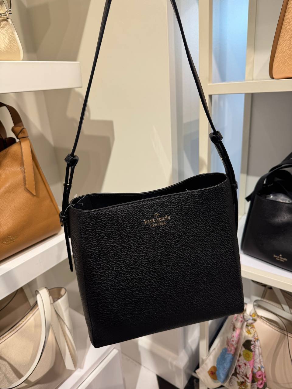 BOLSA DE OMBRO MÉDIA