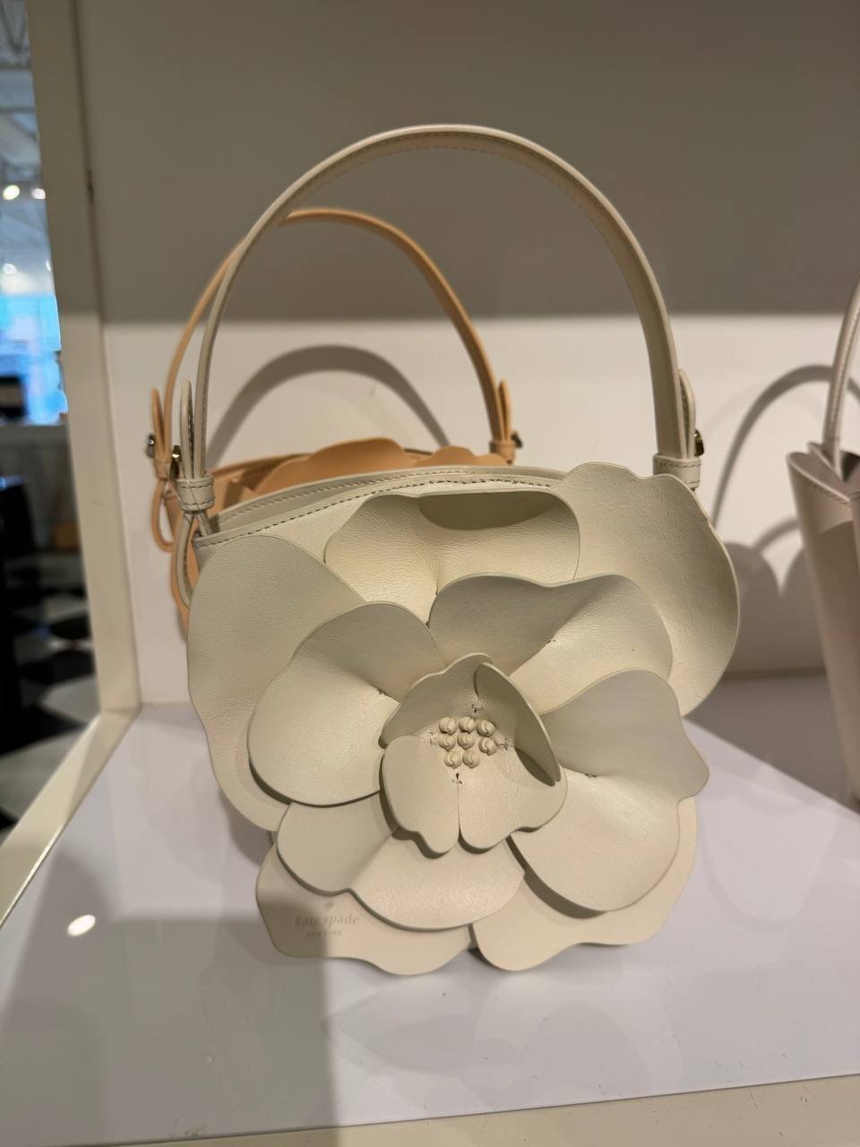 BOLSA DE MÃO COM ALÇA EXTRA