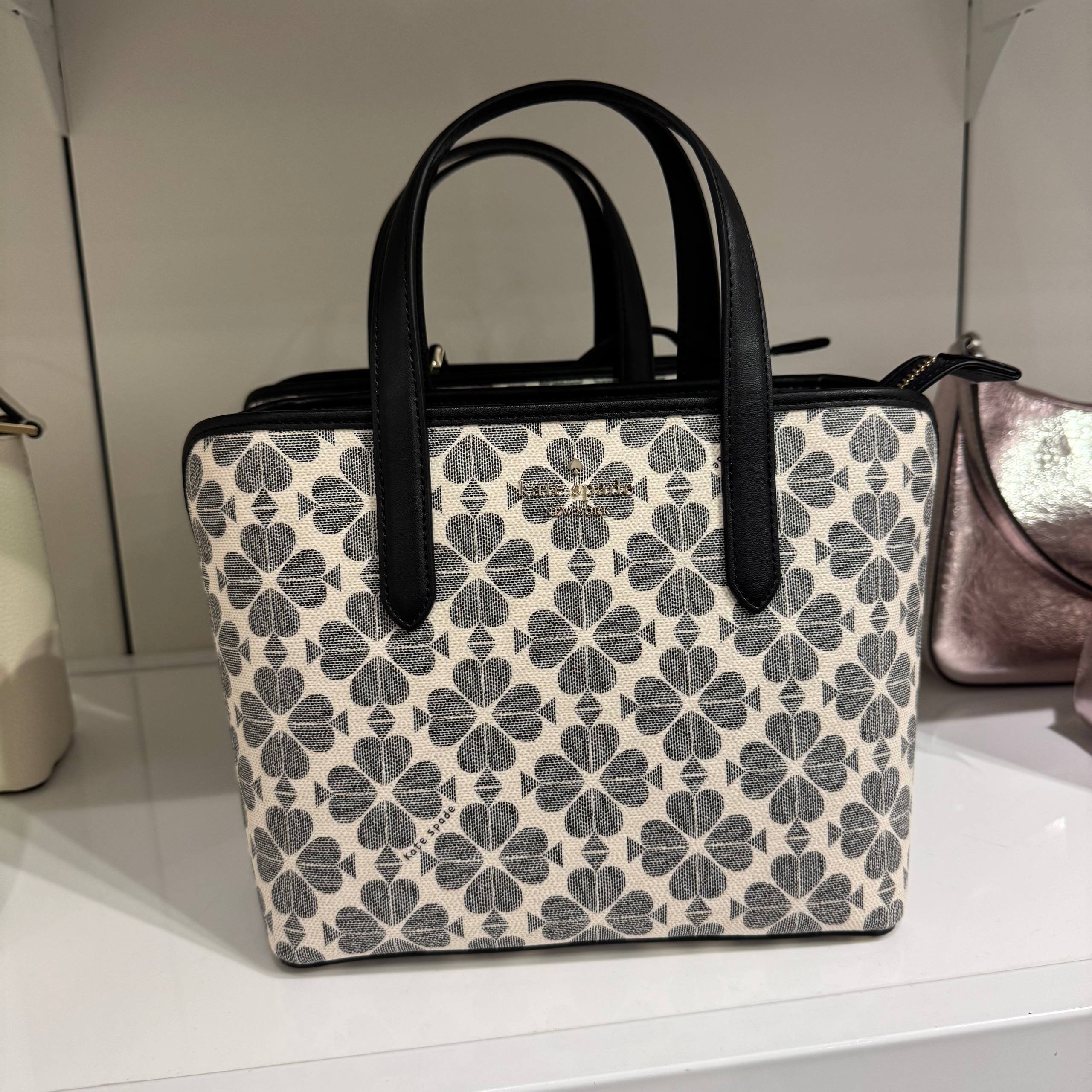 BOLSA DE MÃO COM ALÇA EXTRA