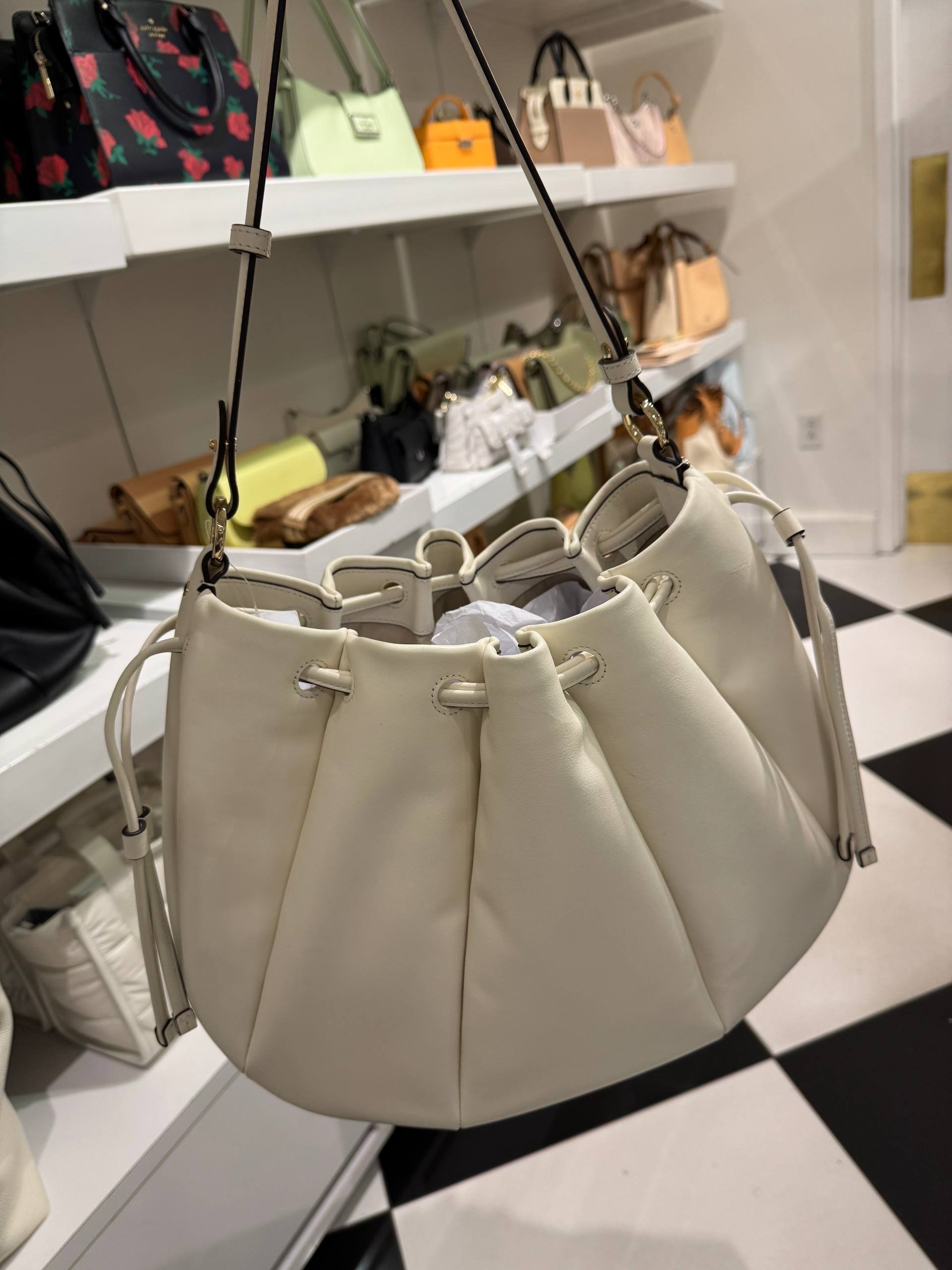 BOLSA DE MÃO GRANDE