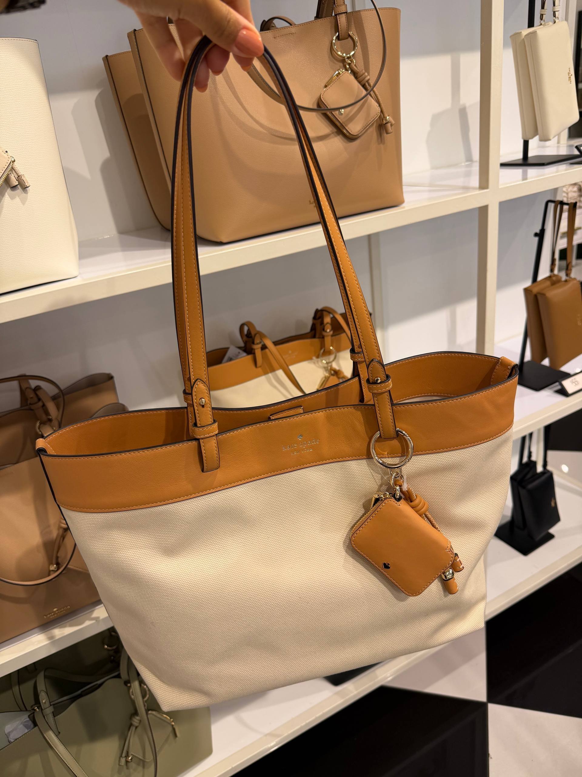 BOLSA DE OMBRO GRANDE