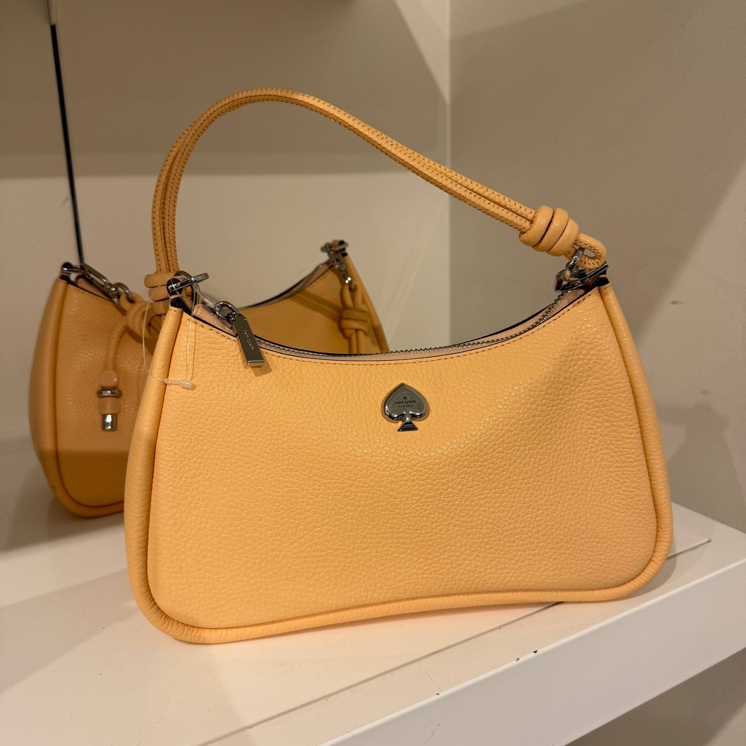 BOLSA DE OMBRO COM ALÇA EXTRA