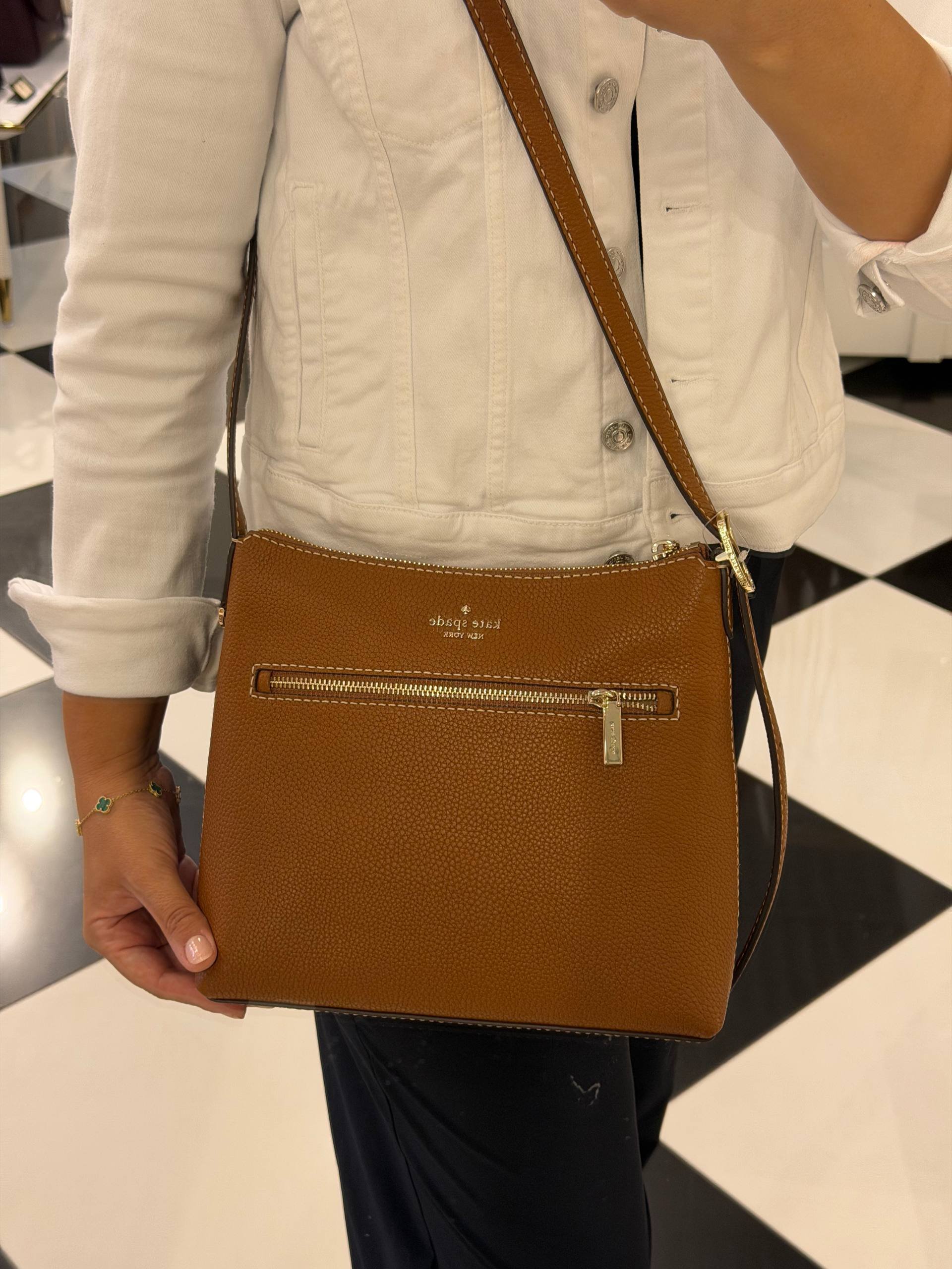 CROSSBODY MÉDIA