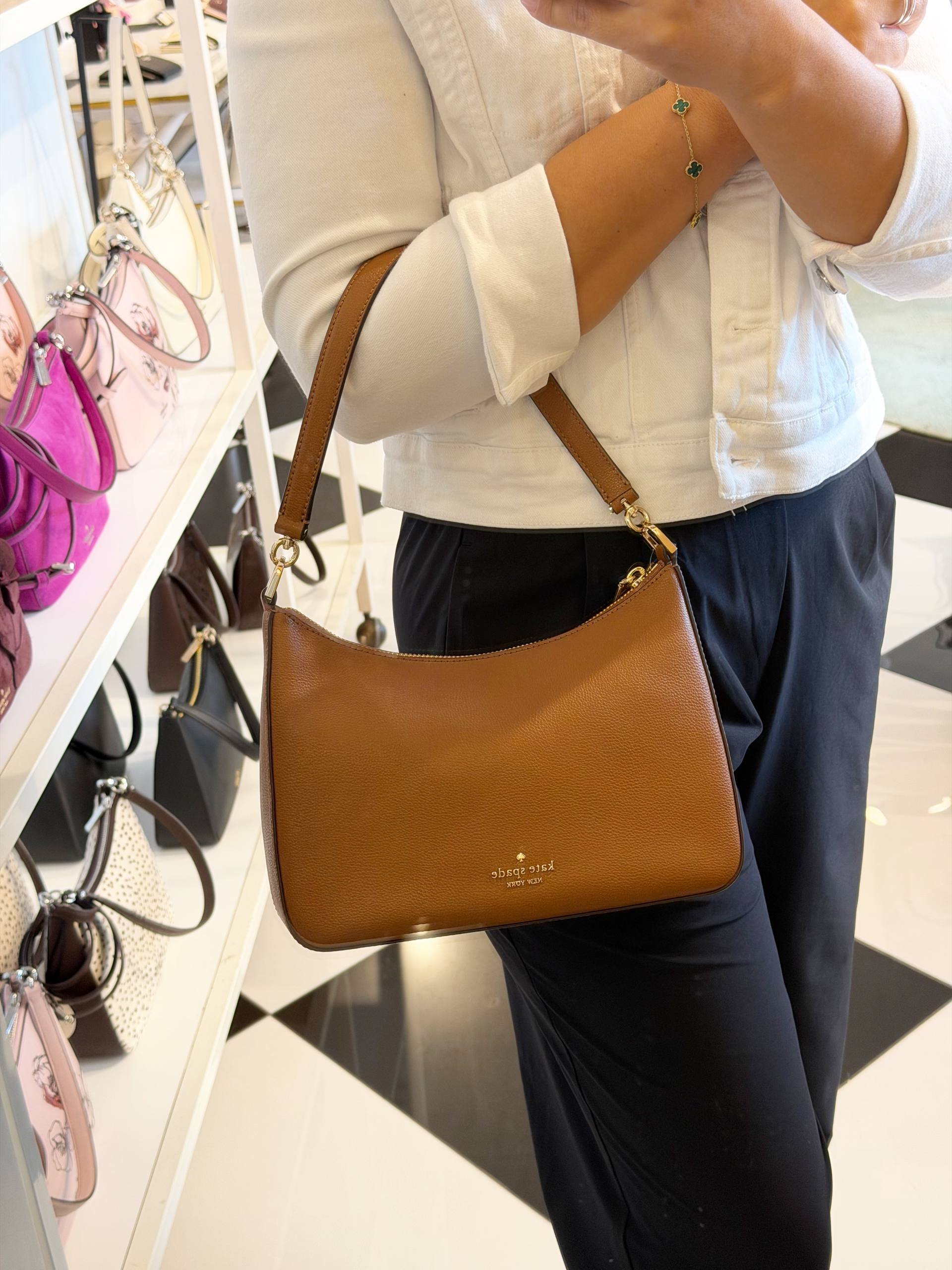BOLSA DE OMBRO COM ALÇA EXTRA