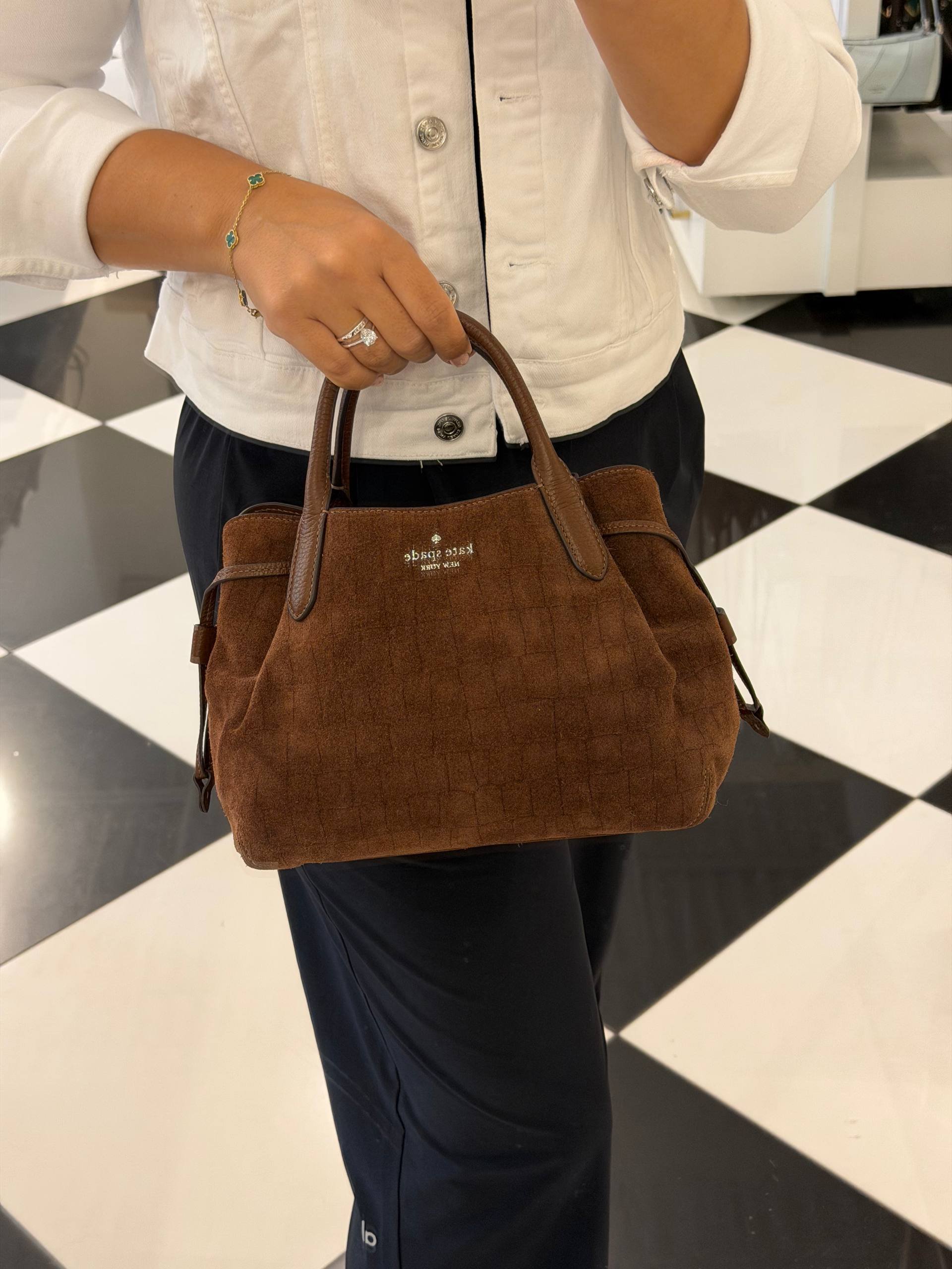 BOLSA DE OMBRO COM ALÇA EXTRA