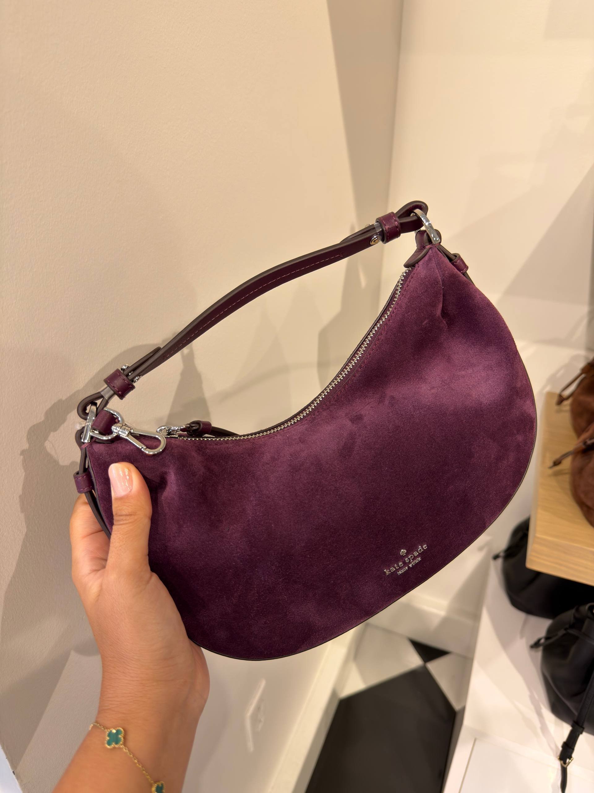 BOLSA DE OMBRO COM ALÇA EXTRA