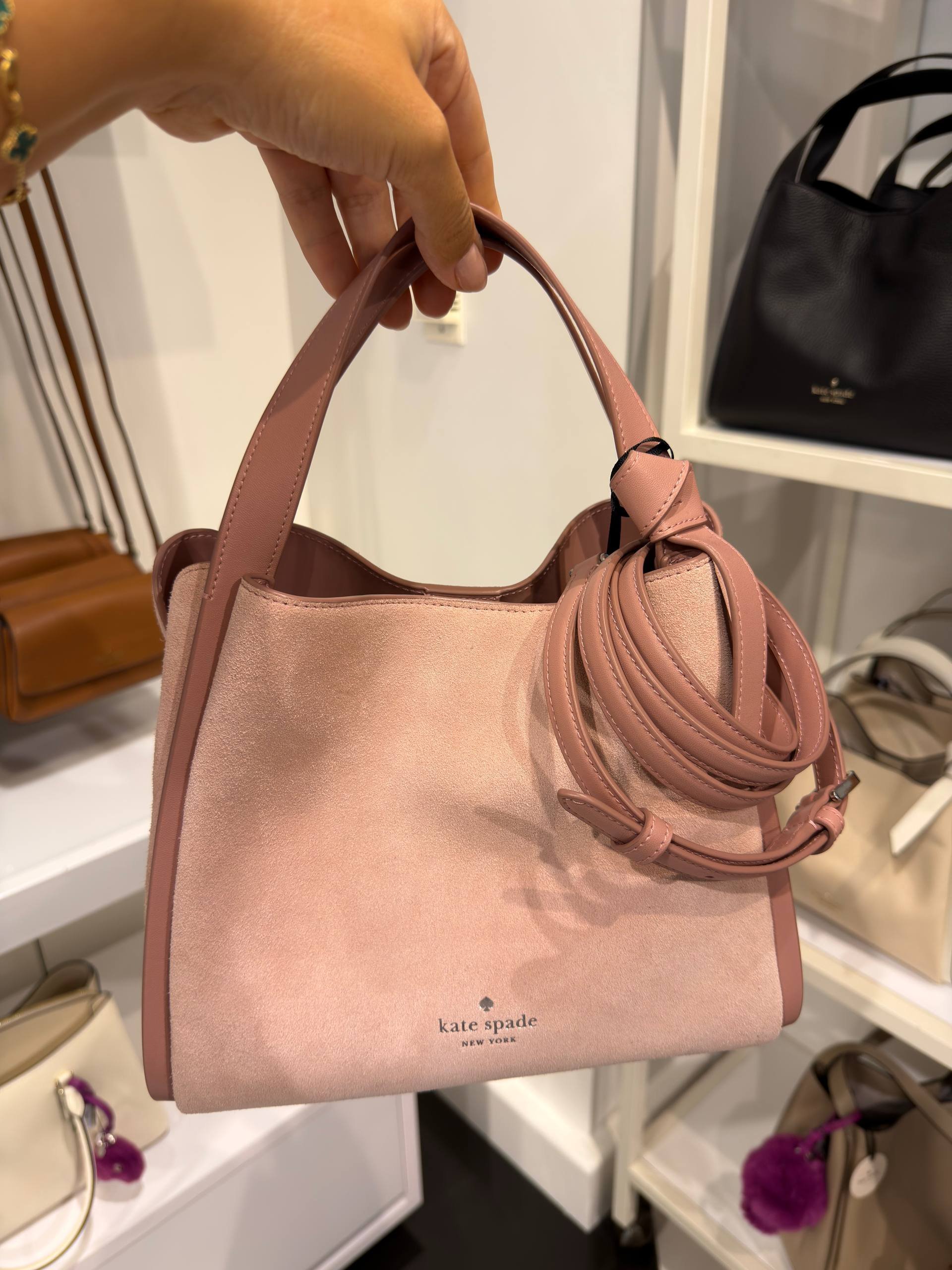 BOLSA DE MÃO COM ALÇA EXTRA