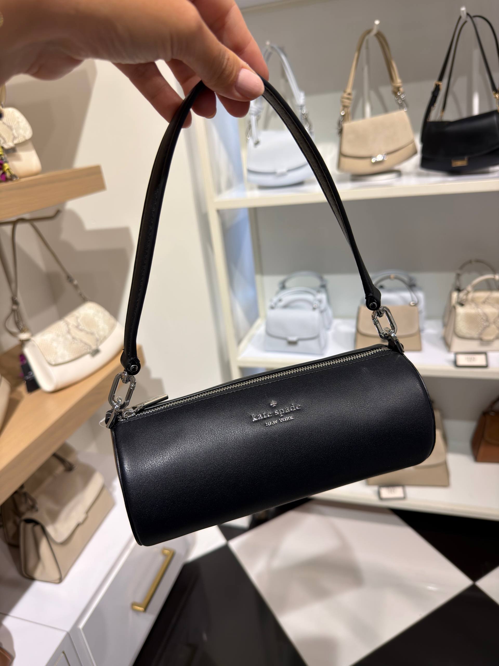 BOLSA DE OMBRO COM ALÇA EXTRA