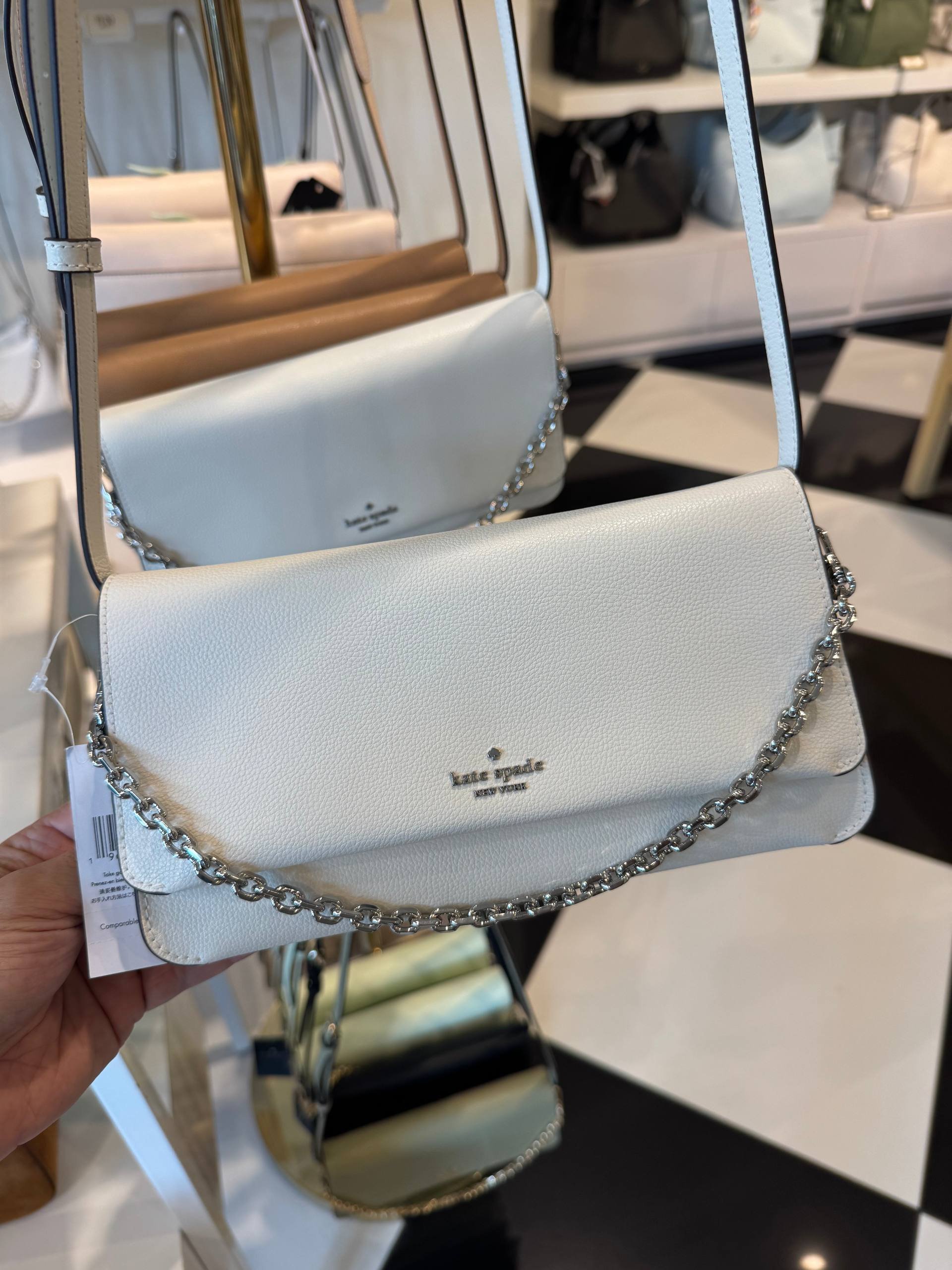 BOLSA DE OMBRO COM ALÇA EXTRA