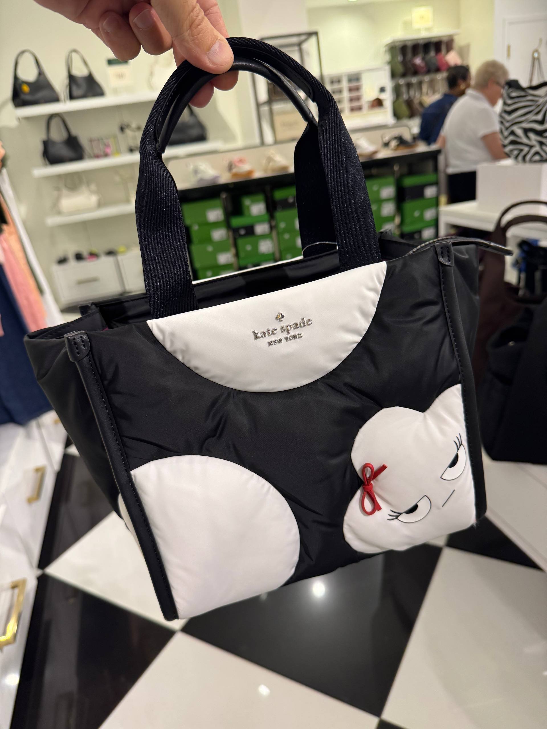 BOLSA DE MÃO COM ALÇA EXTRA