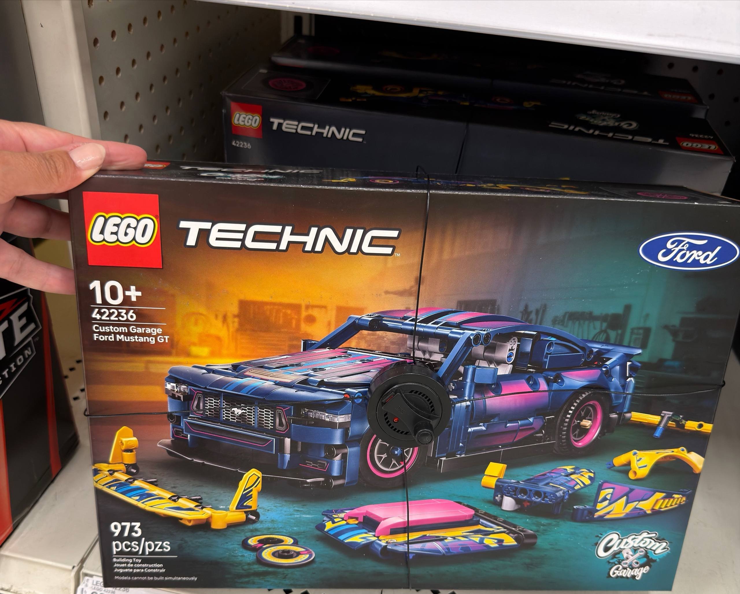 LEGO
