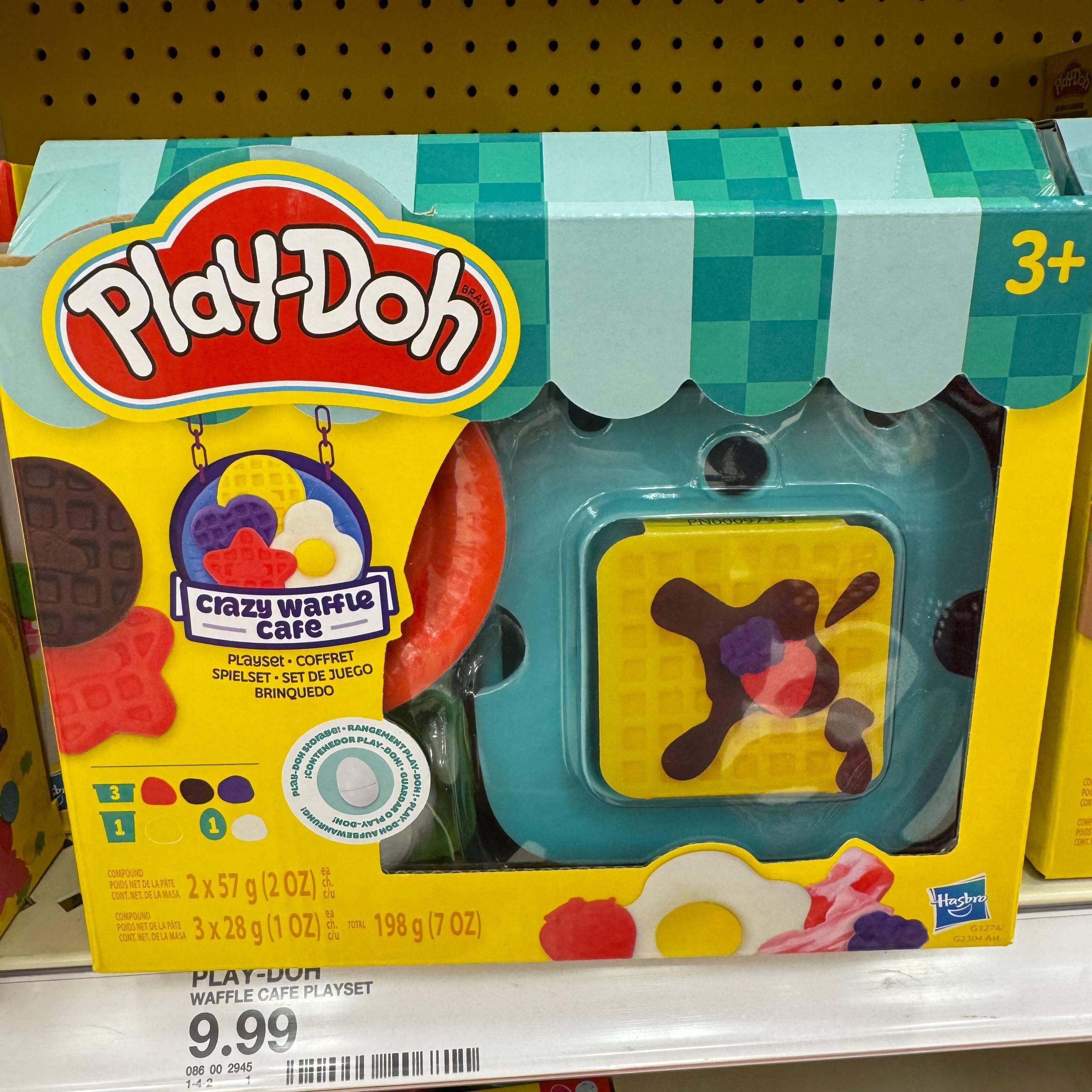 PLAY DOH