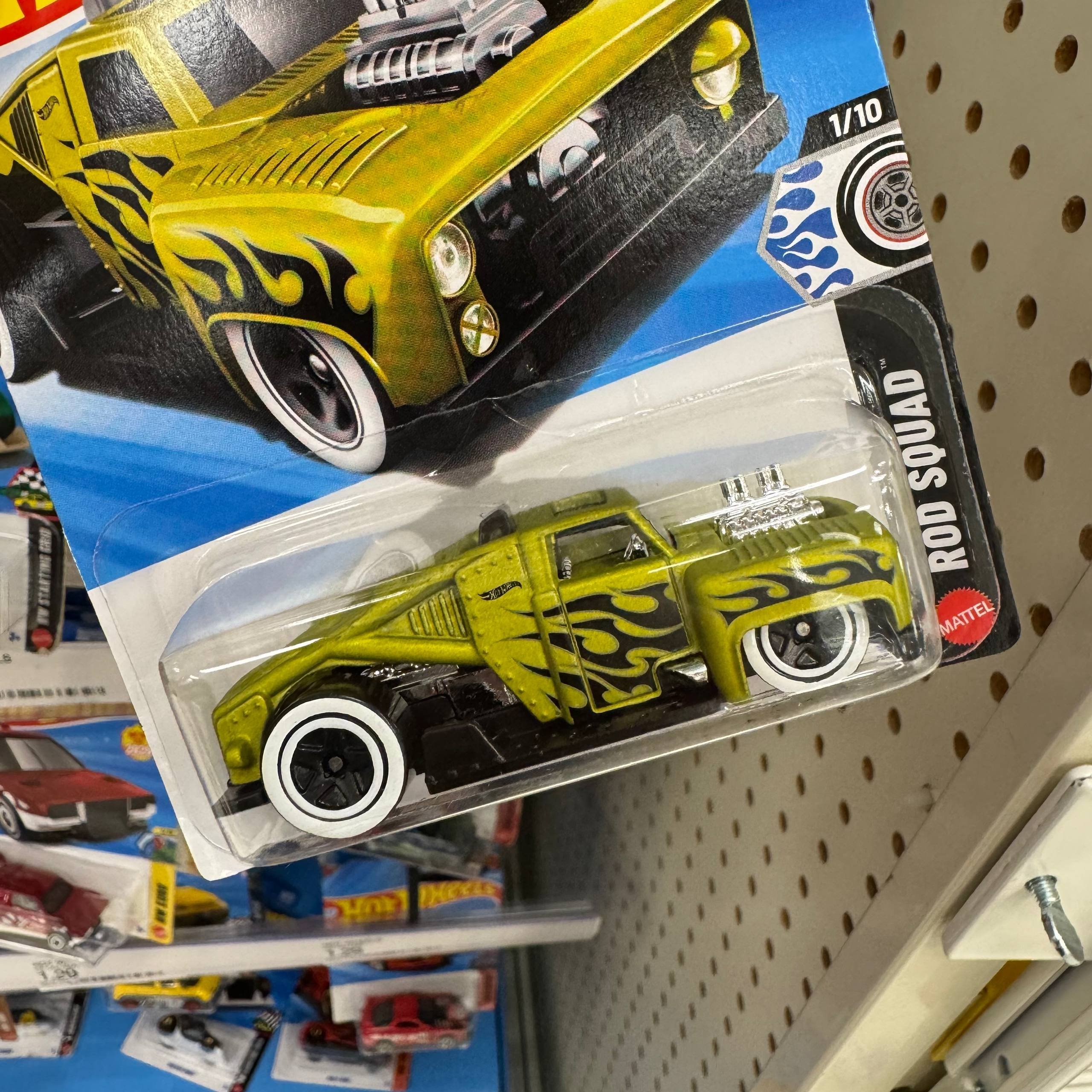 HOT WHEELS