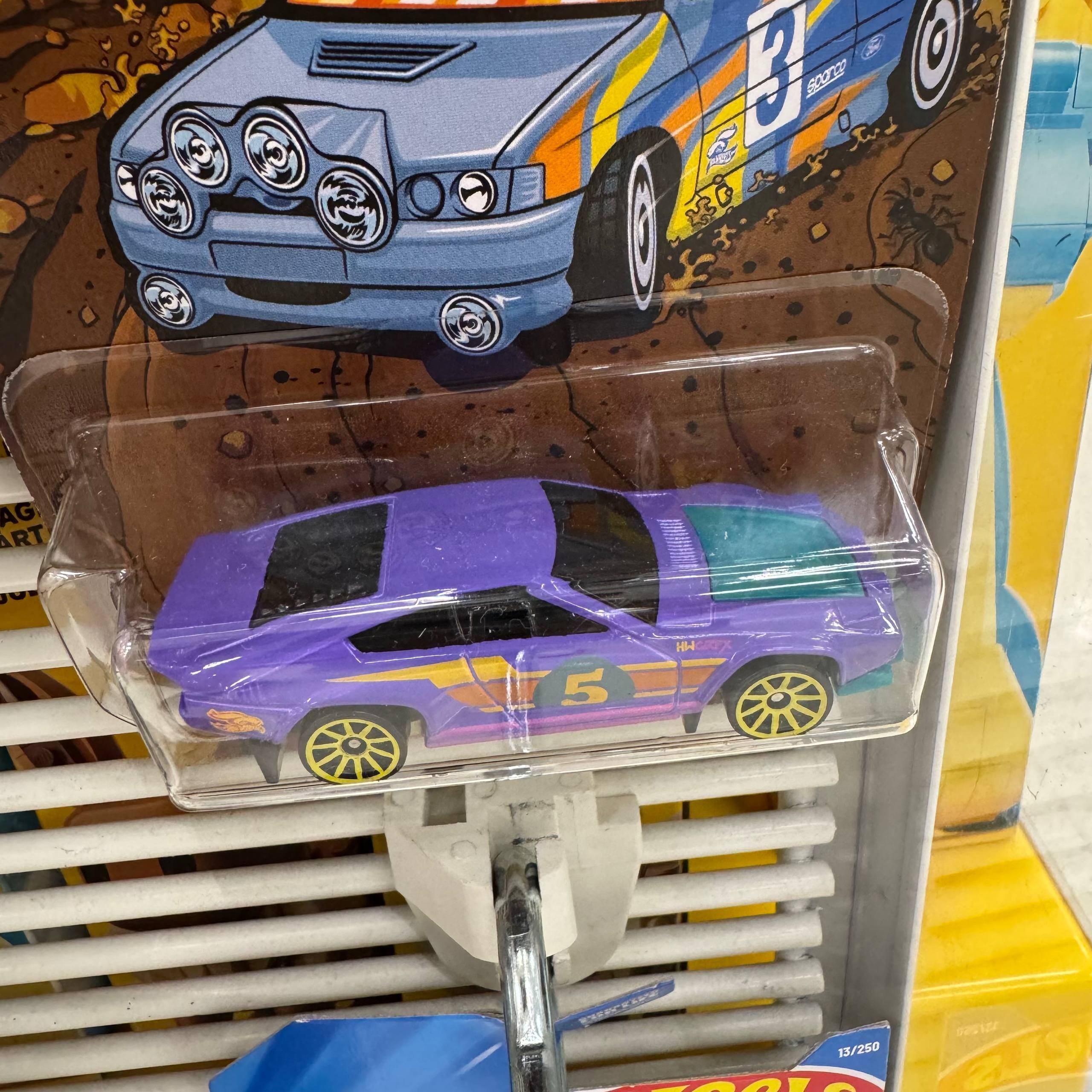 HOT WHEELS