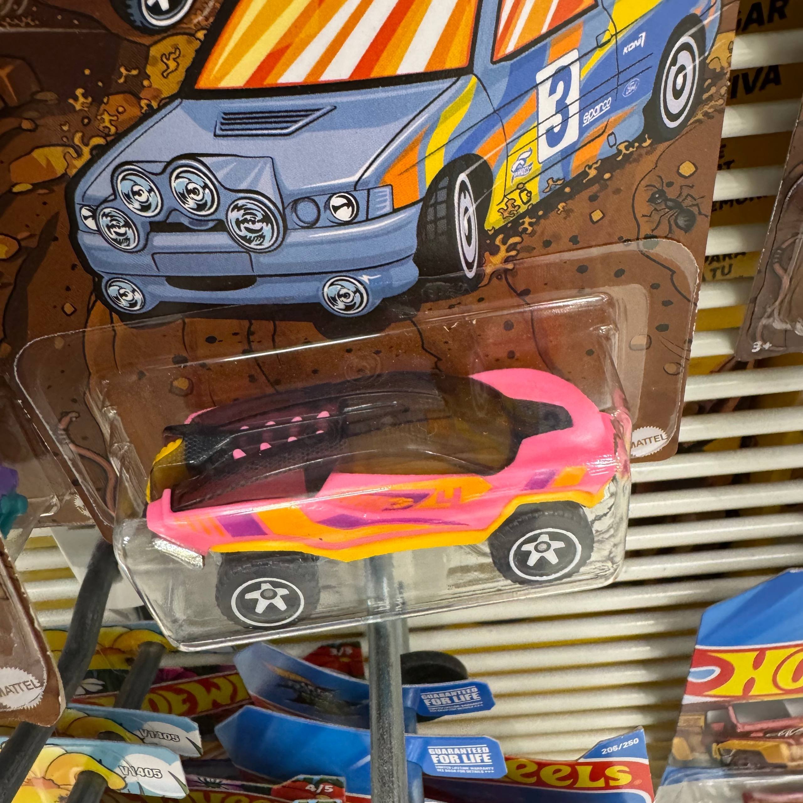 HOT WHEELS