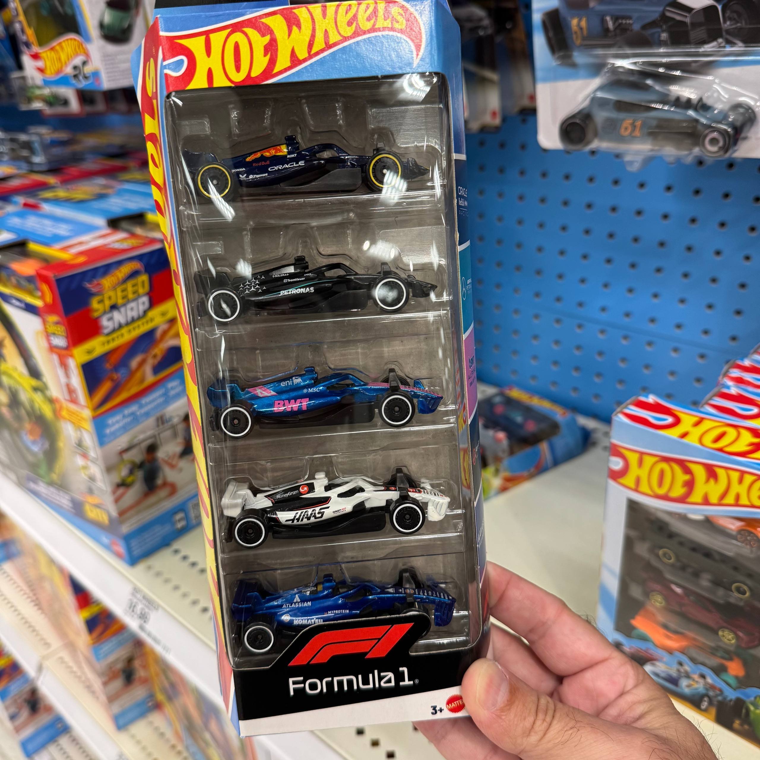 HOT WHEELS