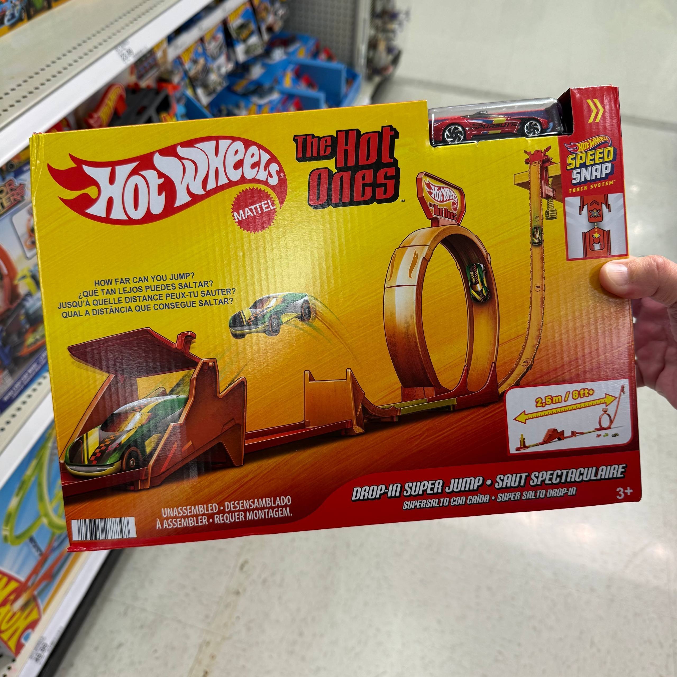 HOT WHEELS