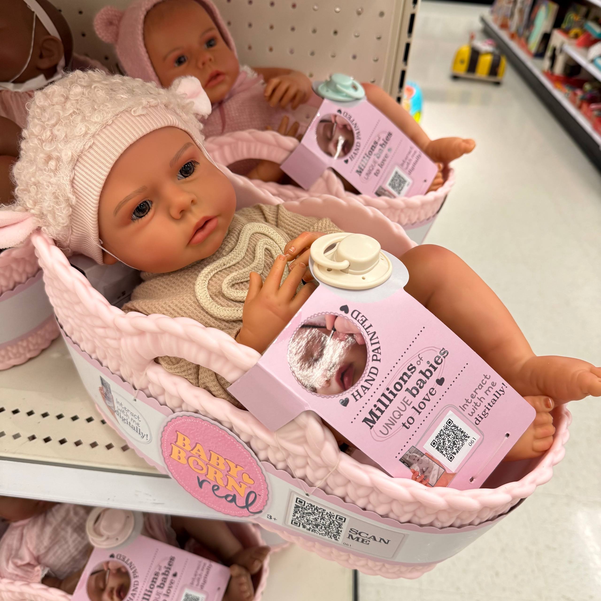 BABY BORN
