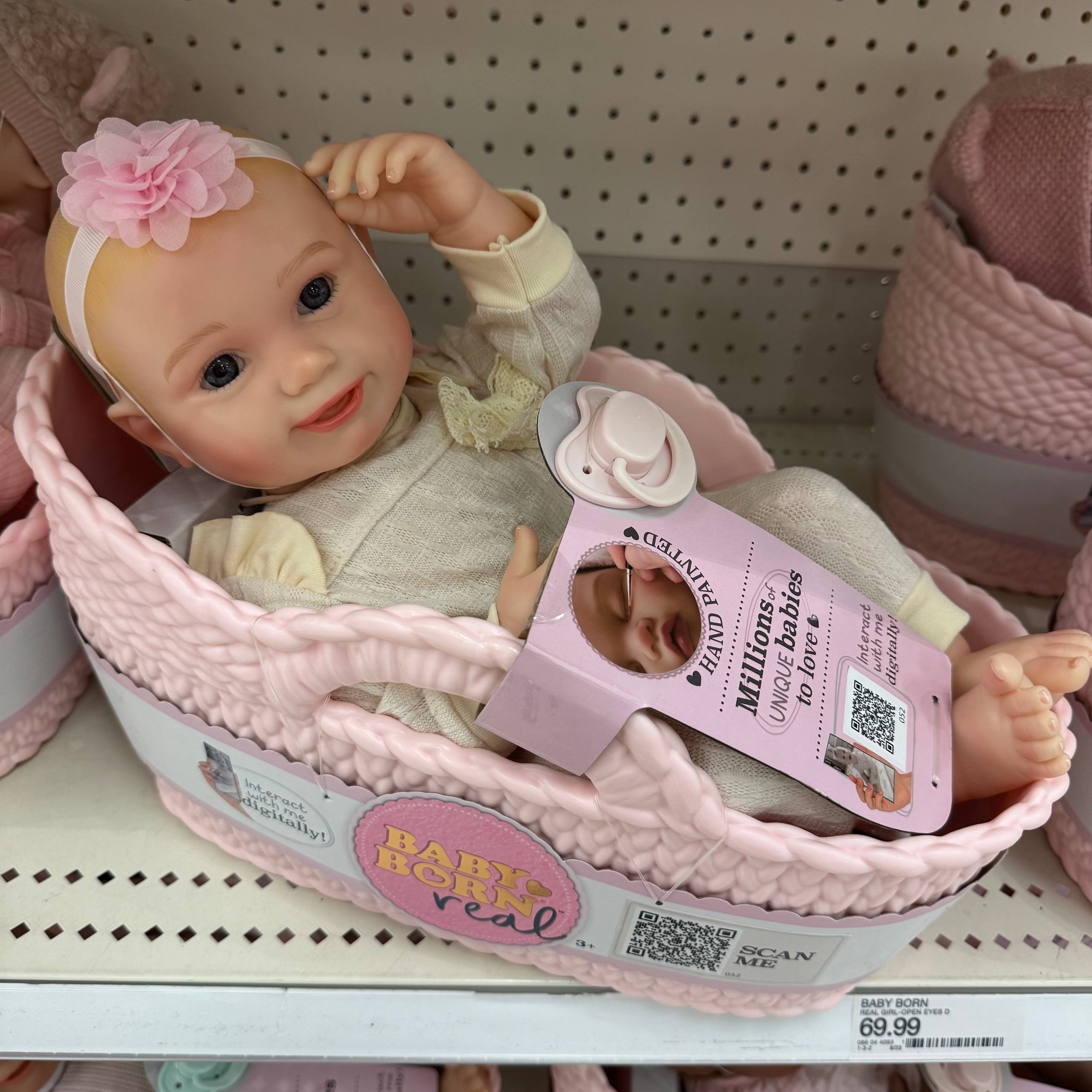 BABY BORN