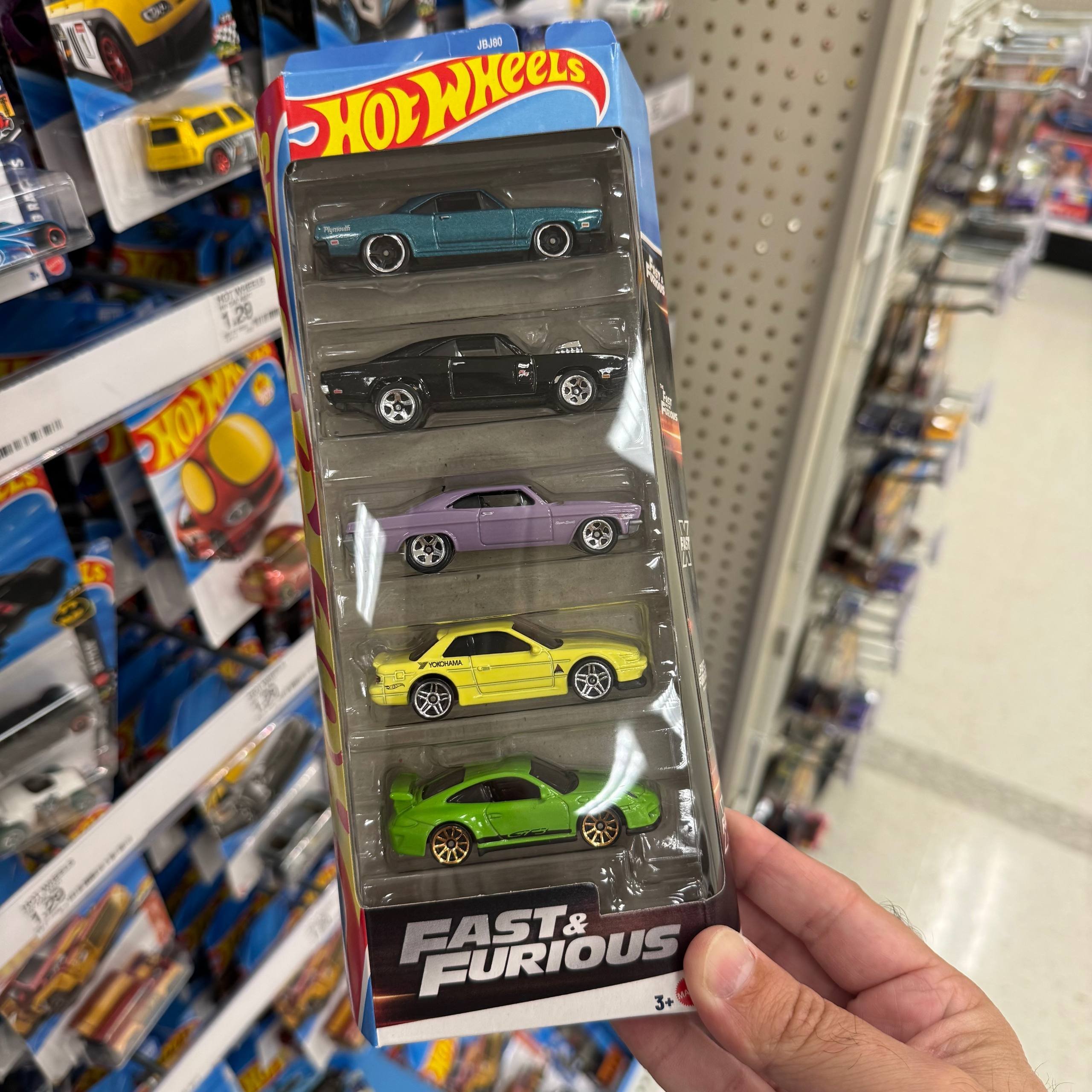 HOT WHEELS