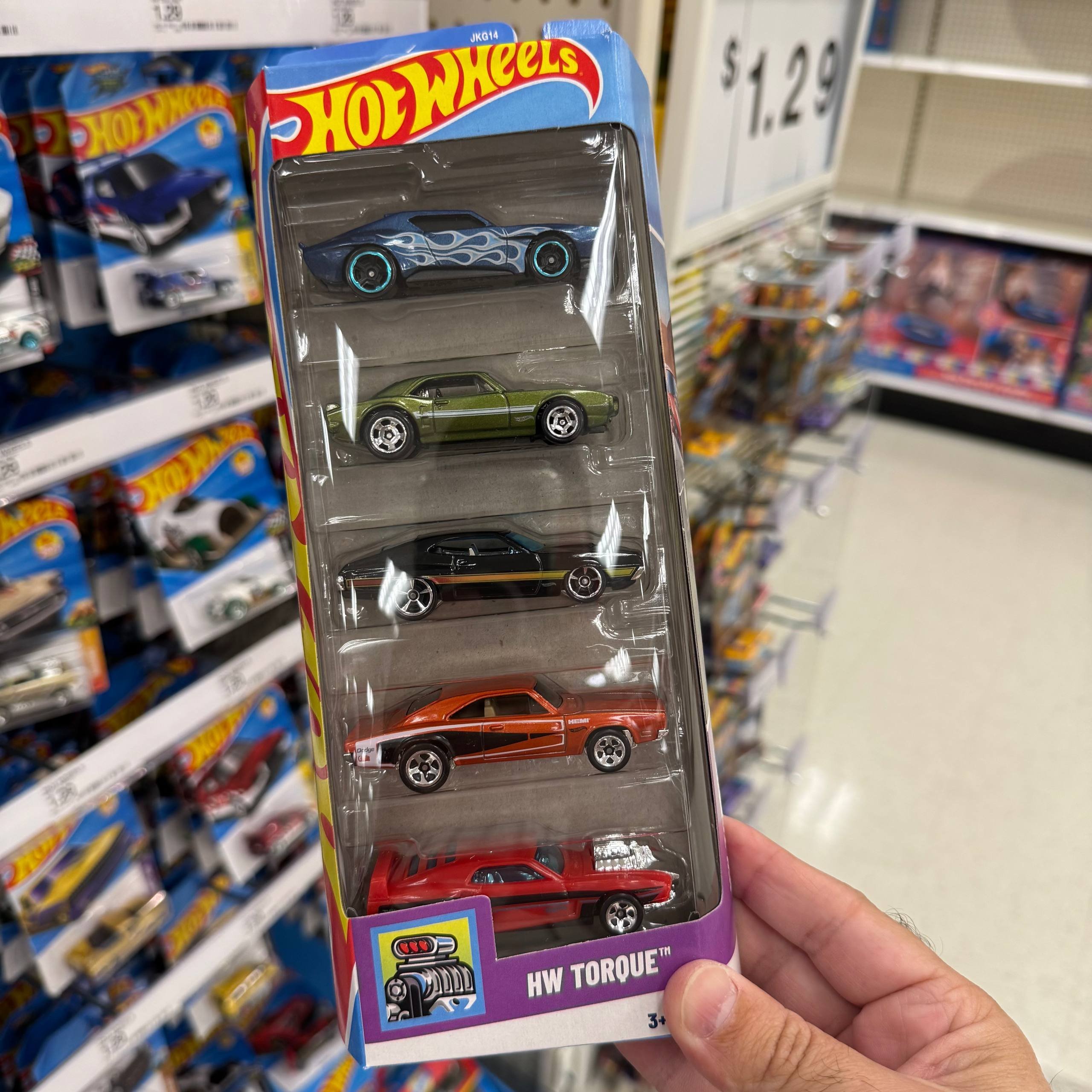 HOT WHEELS