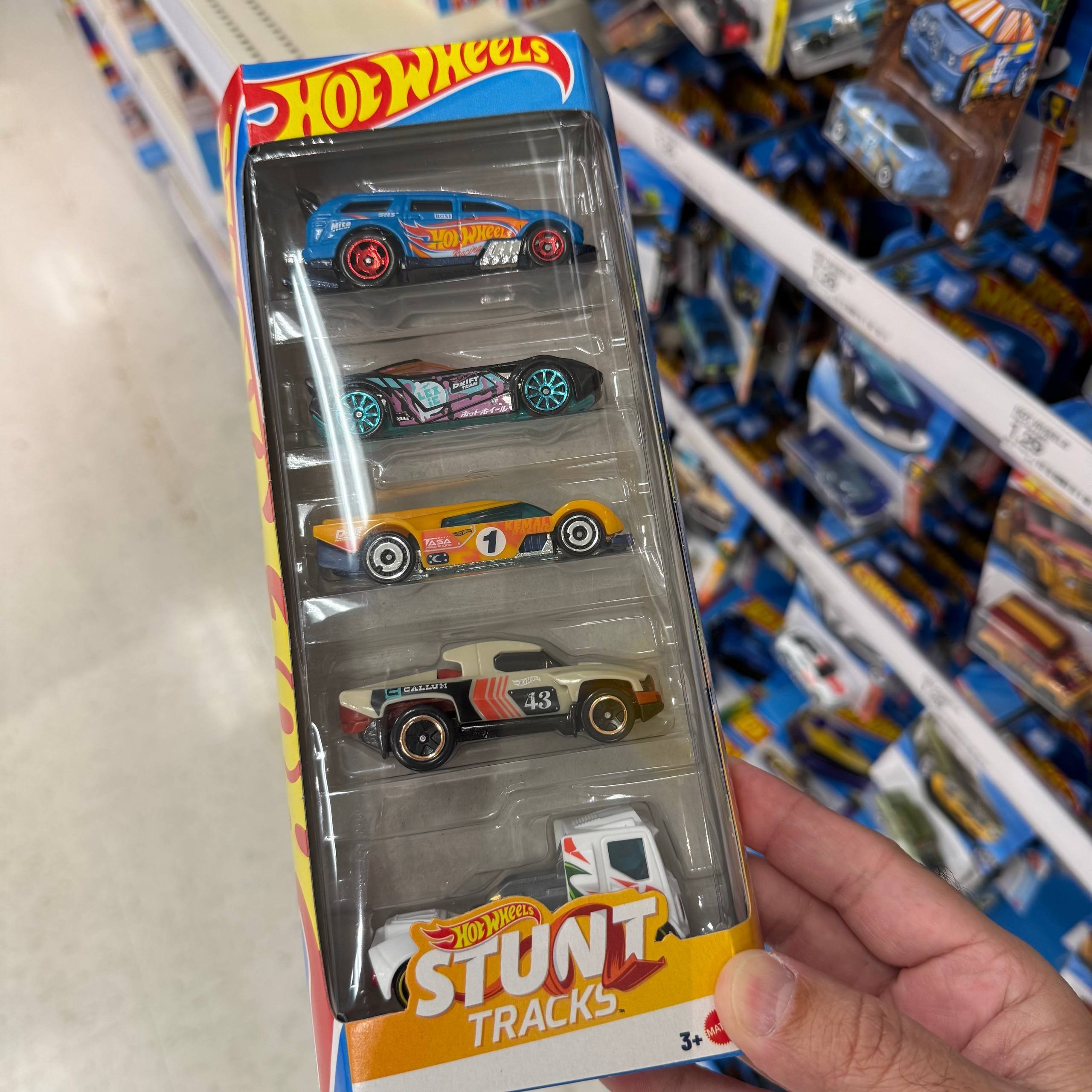 HOT WHEELS