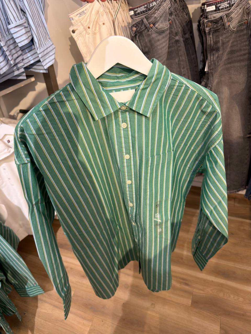 CAMISA