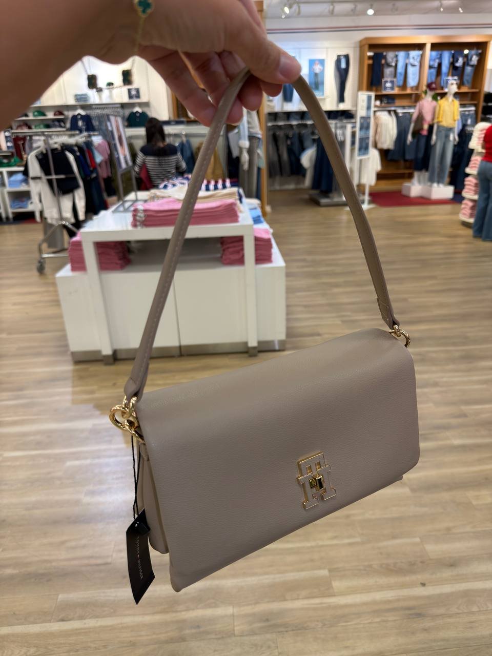 BOLSA DE OMBRO COM ALÇA EXTRA