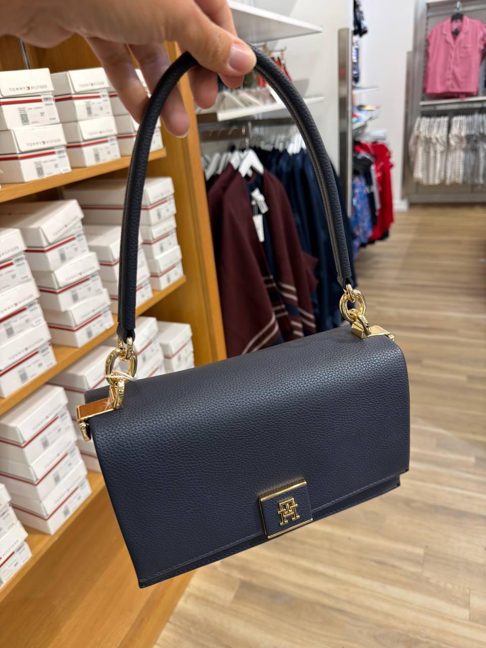 BOLSA DE OMBRO COM ALÇA EXTRA