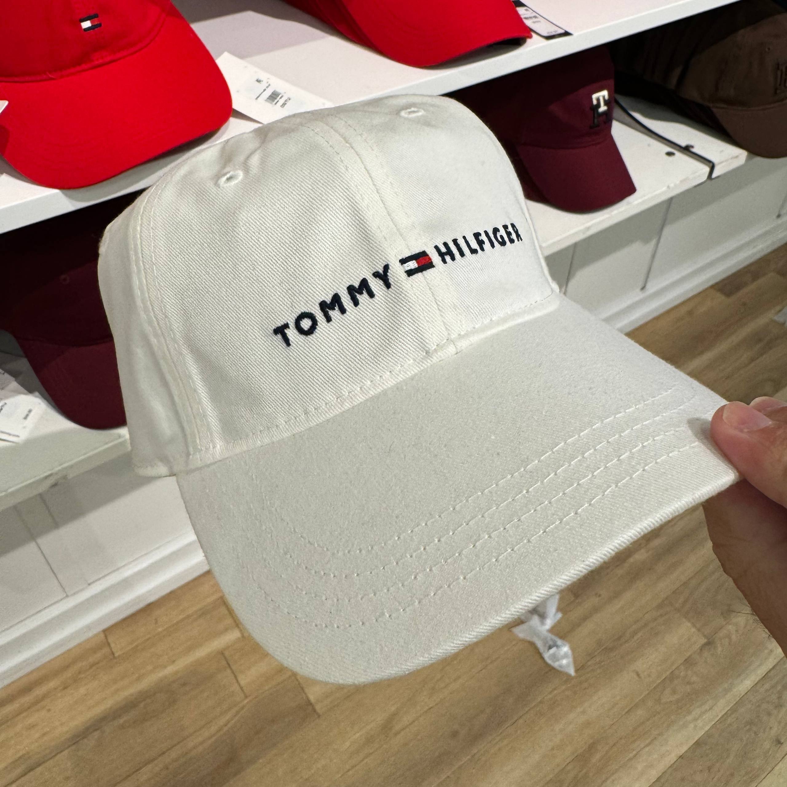 BONÉ