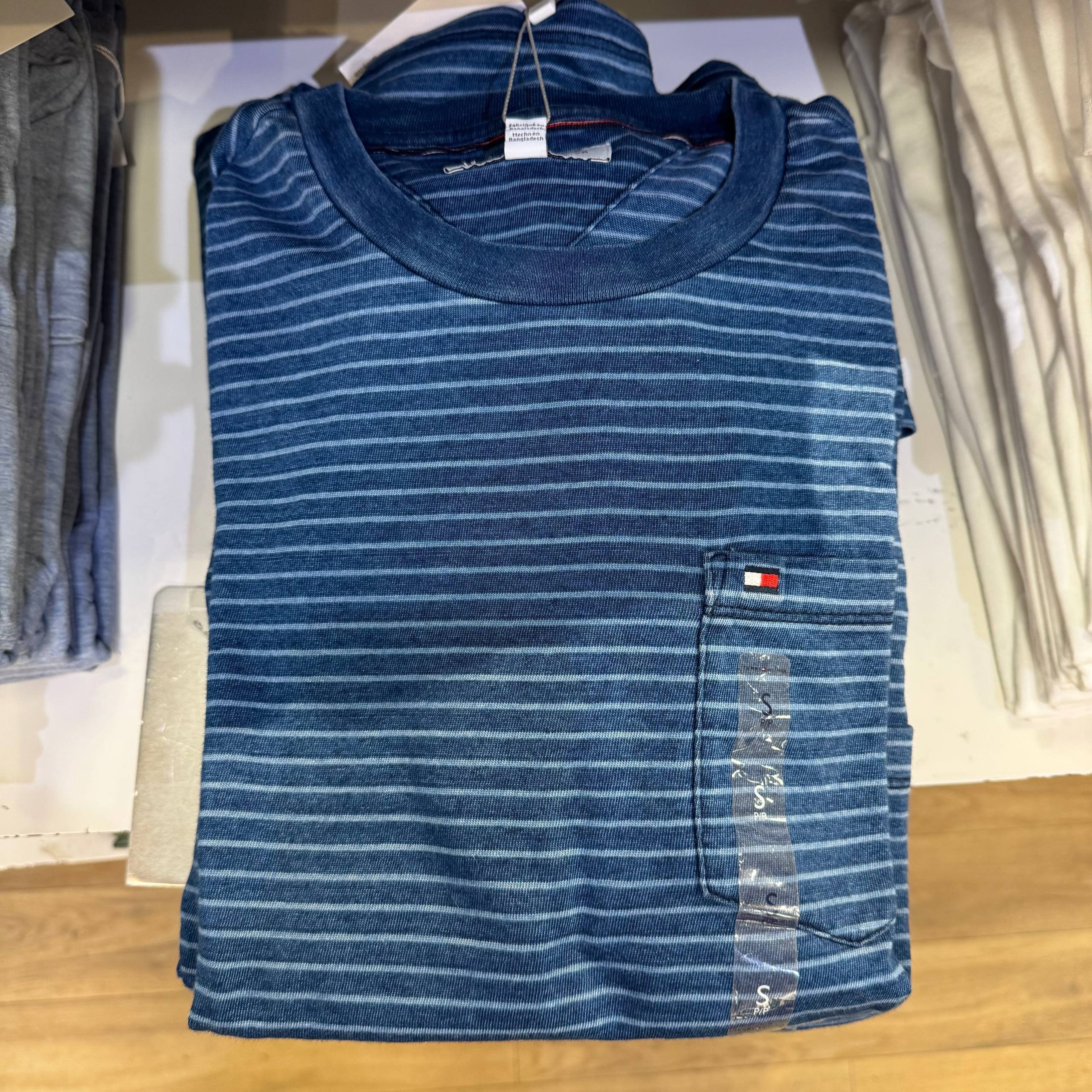 CAMISETA
