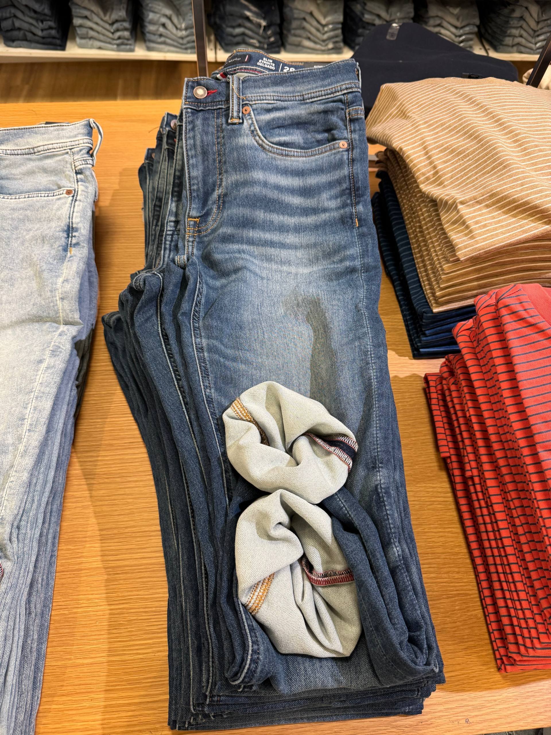 CALÇA JEANS STRAIGHT