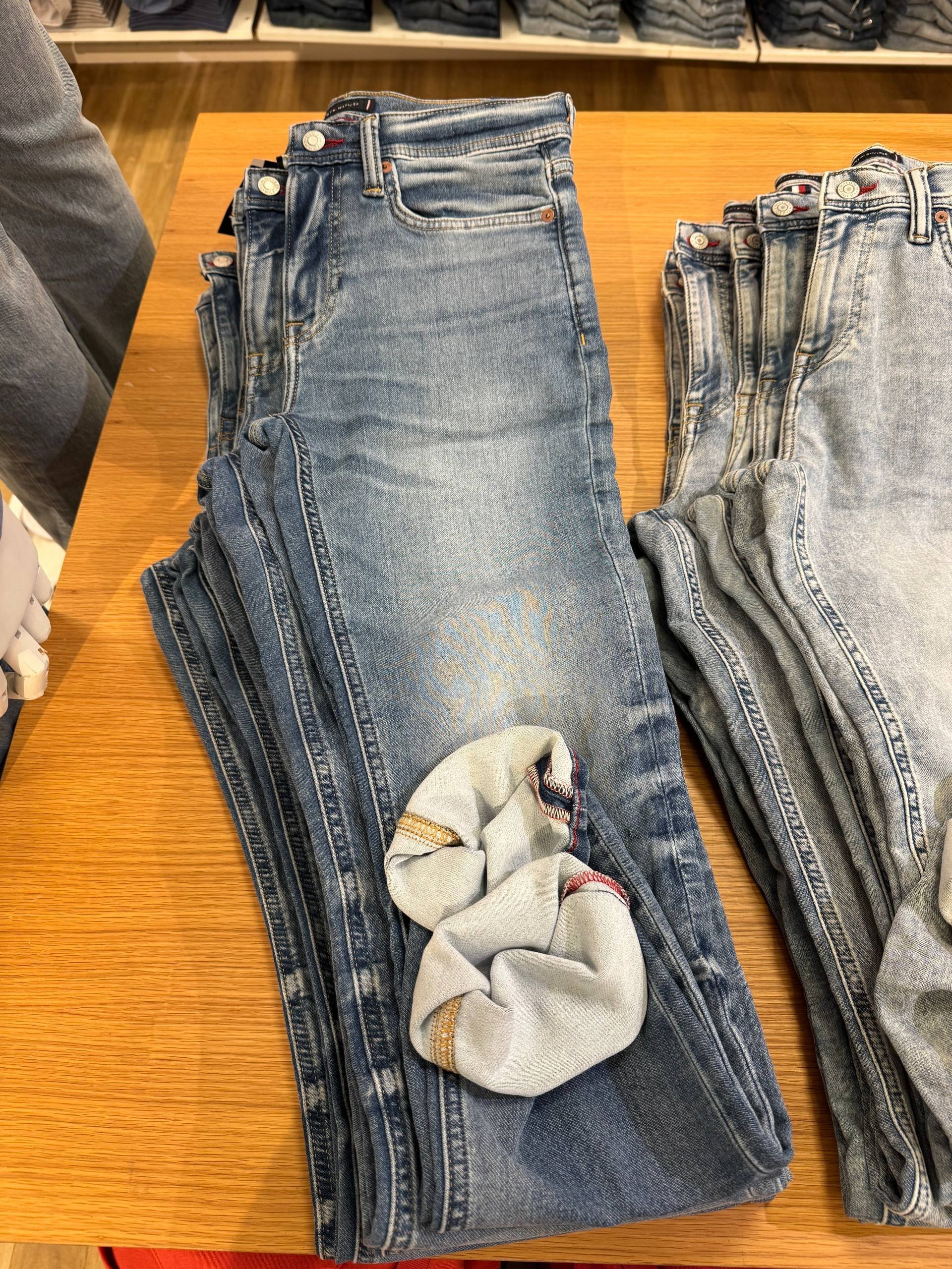 CALÇA JEANS STRAIGHT