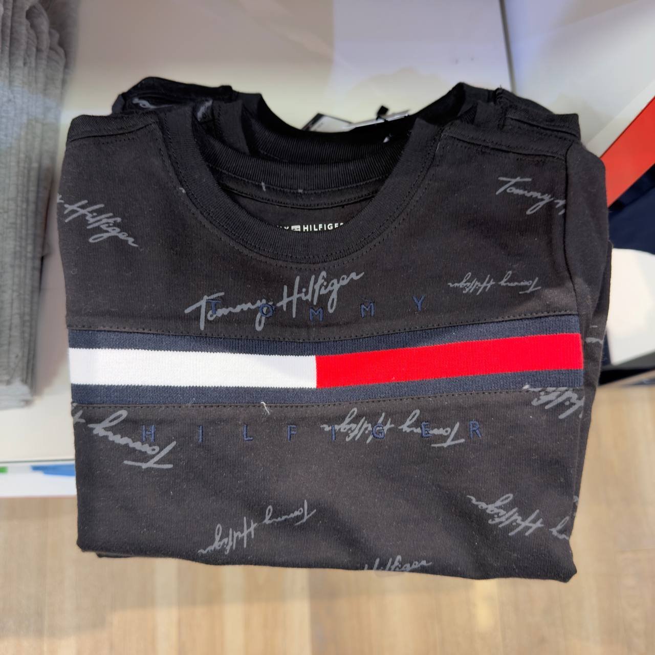 CAMISETA