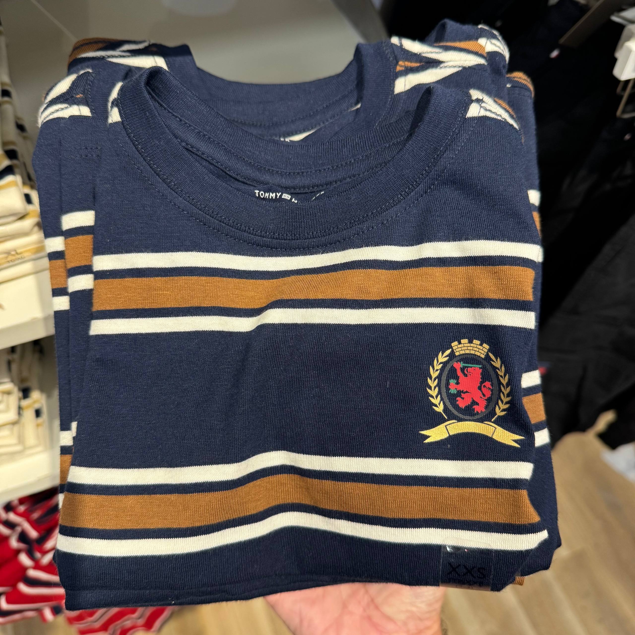 CAMISETA