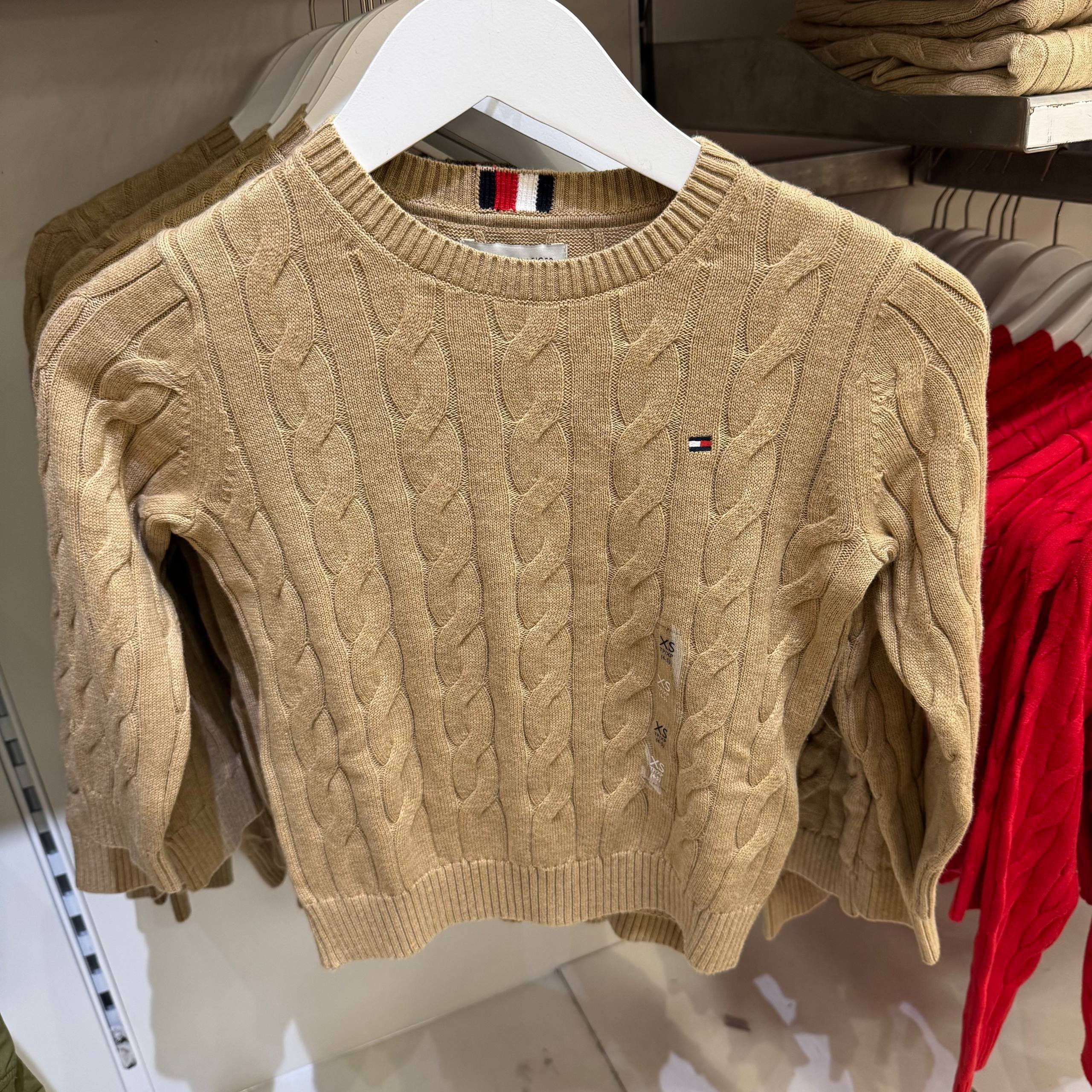 SWEATER