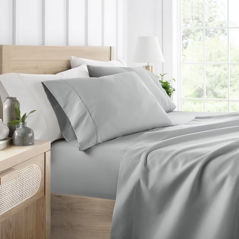 4 Piece Bed Sheet Set Solid Double Brushed Microfiber, Ultra Soft, Deep Pocket - Becky Cameron, Mint Green, Queen