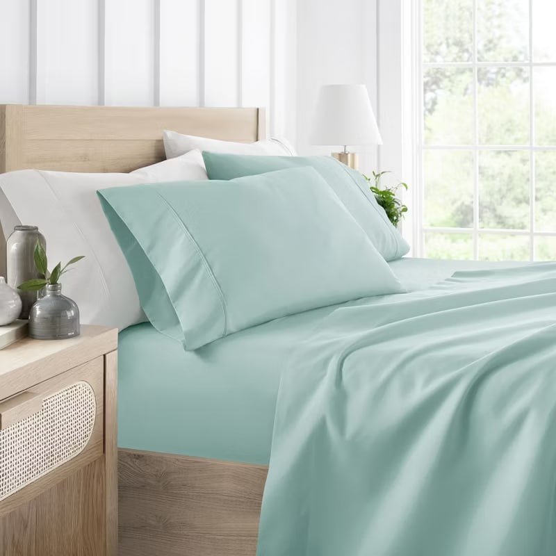 4 Piece Bed Sheet Set Solid Double Brushed Microfiber, Ultra Soft, Deep Pocket - Becky Cameron, Light Gray, King